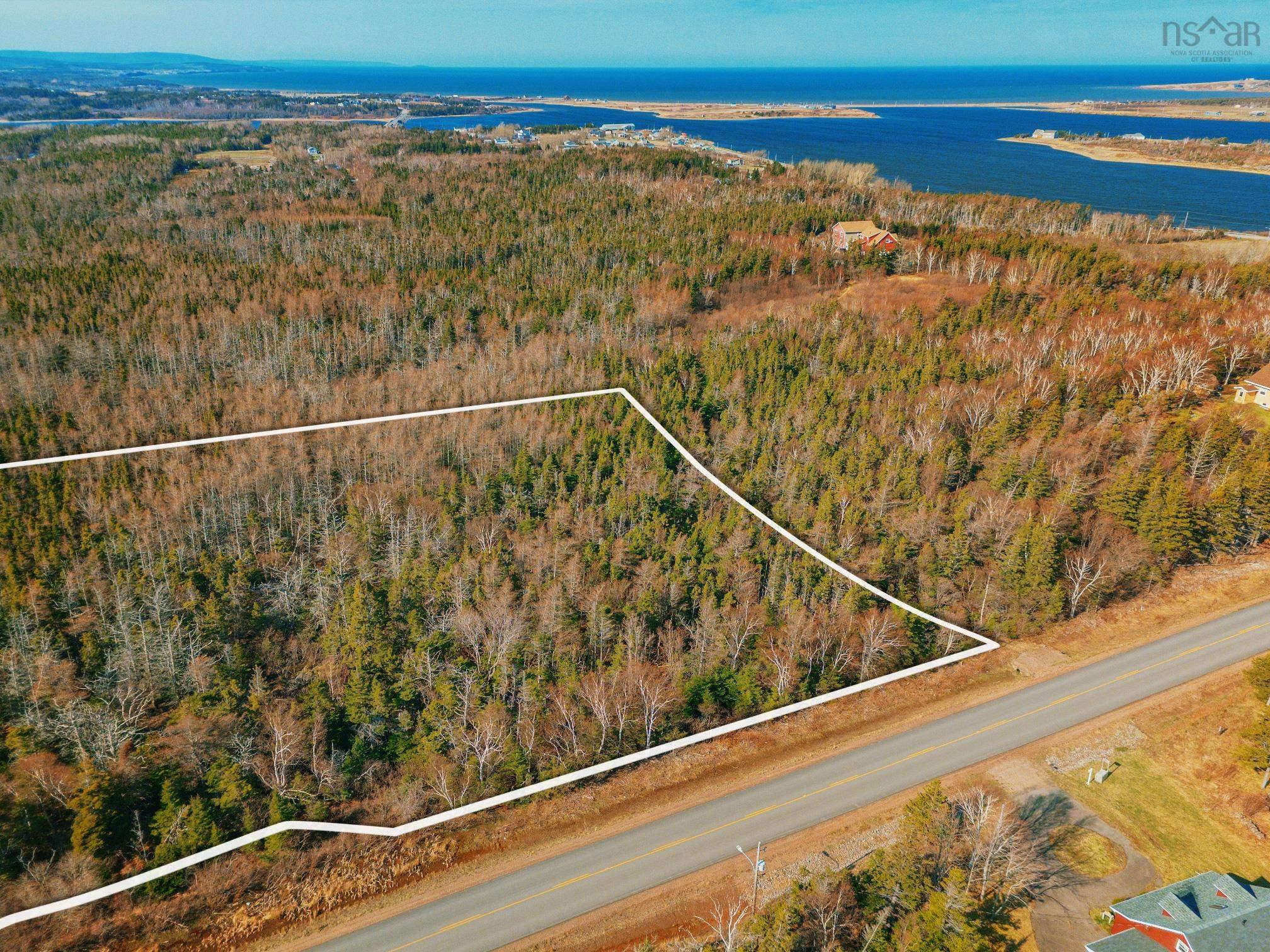 $18,400.00: Plateau Road, Chéticamp
