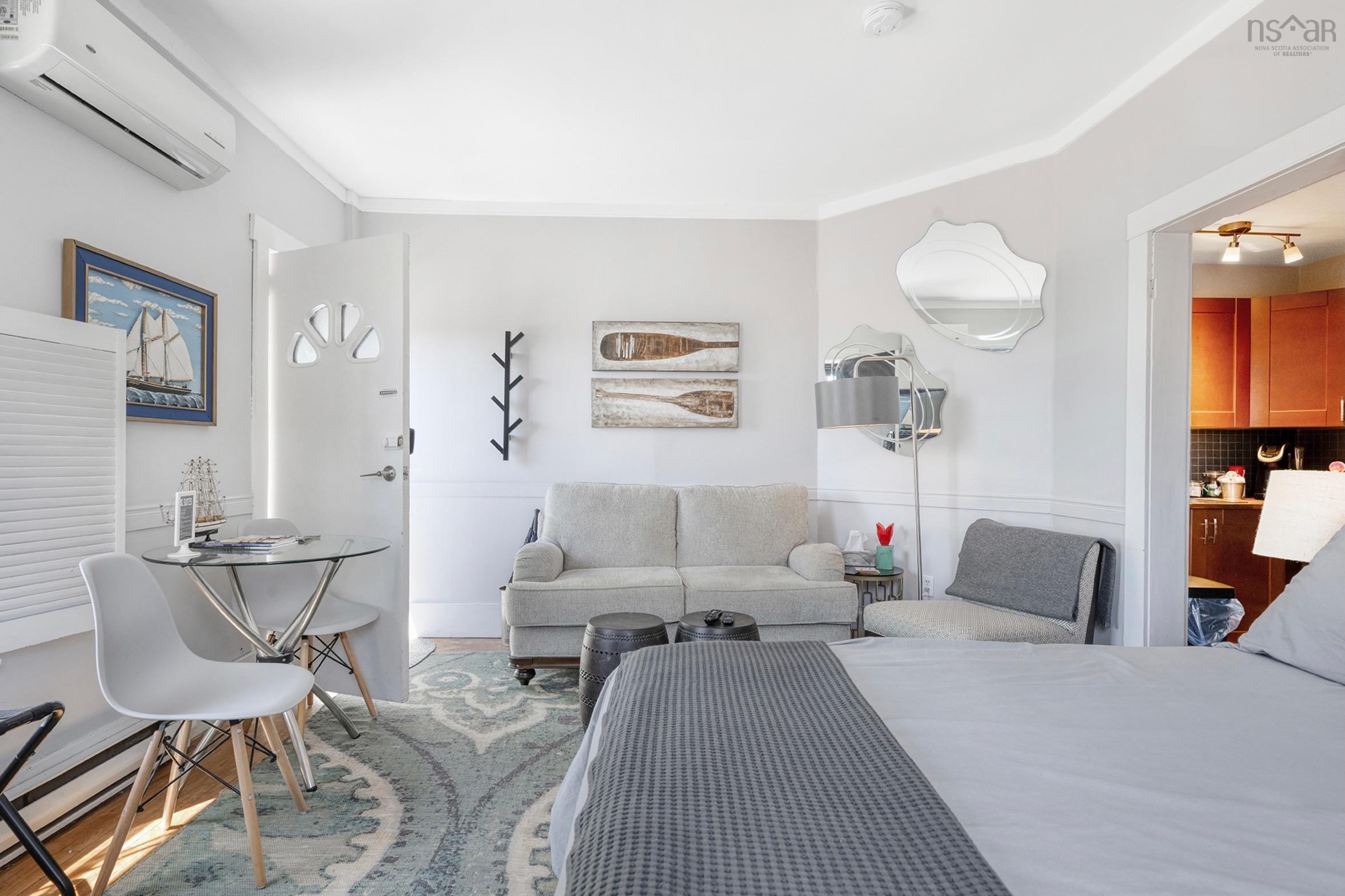 $749,000.00: 145 Lincoln Street, Lunenburg