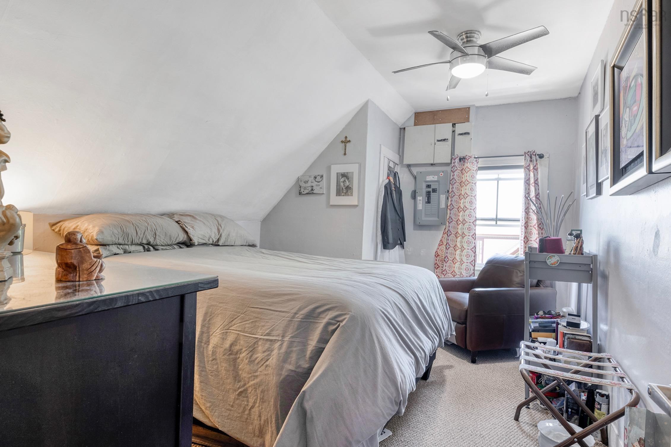 $749,000.00: 145 Lincoln Street, Lunenburg