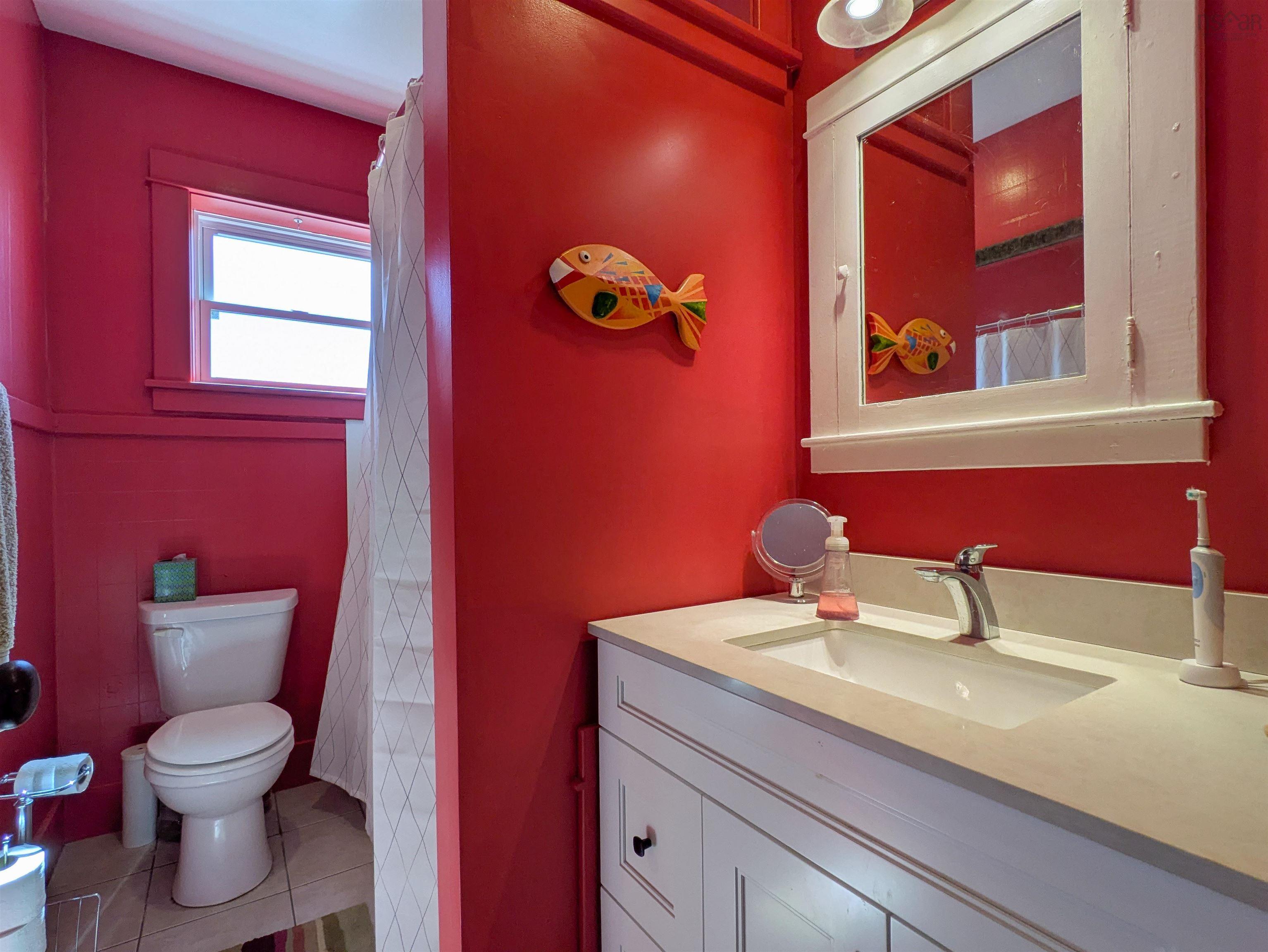 $730,000.00: 789-791 Saint George Street, Annapolis Royal