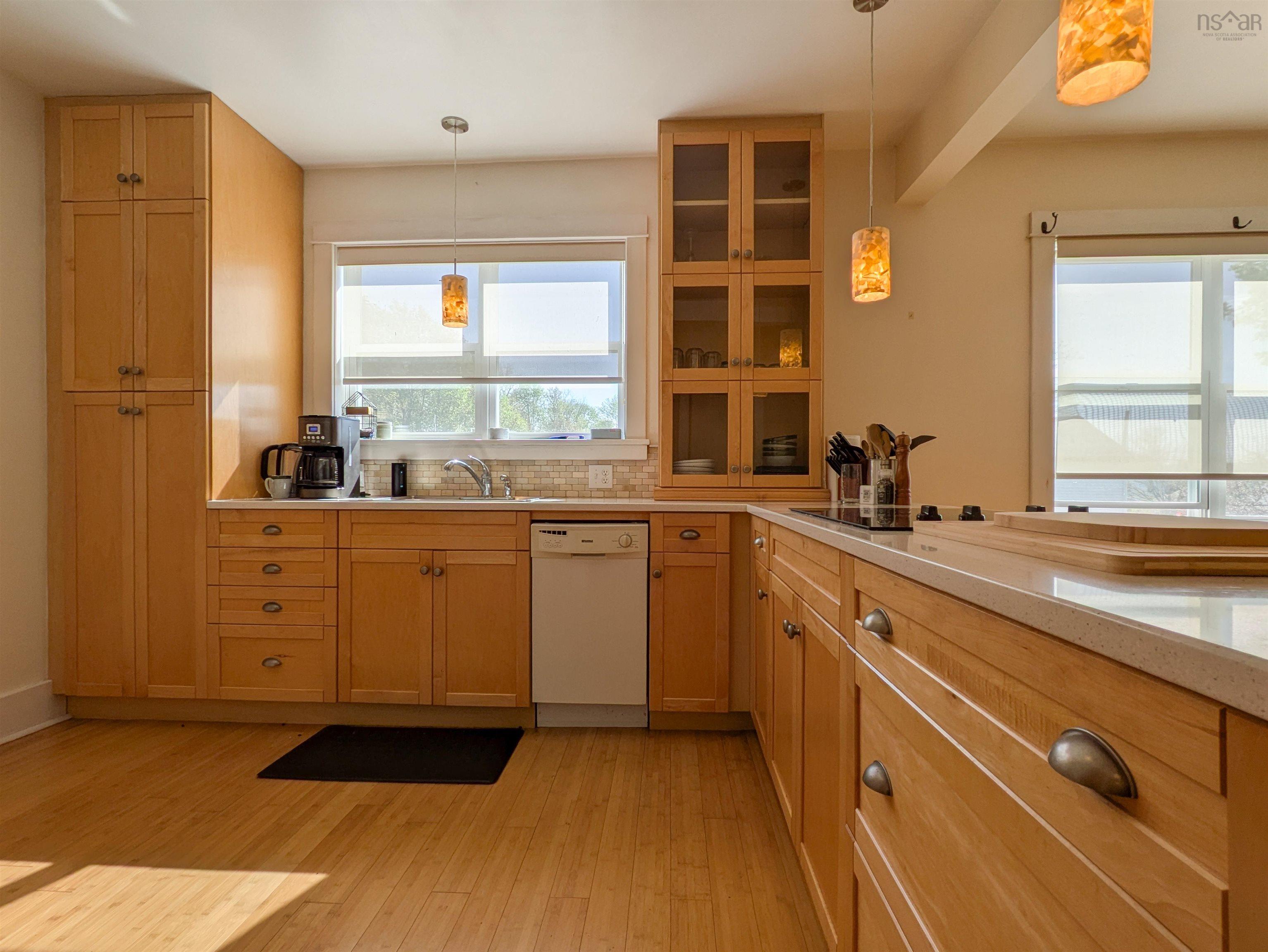 $730,000.00: 789-791 Saint George Street, Annapolis Royal