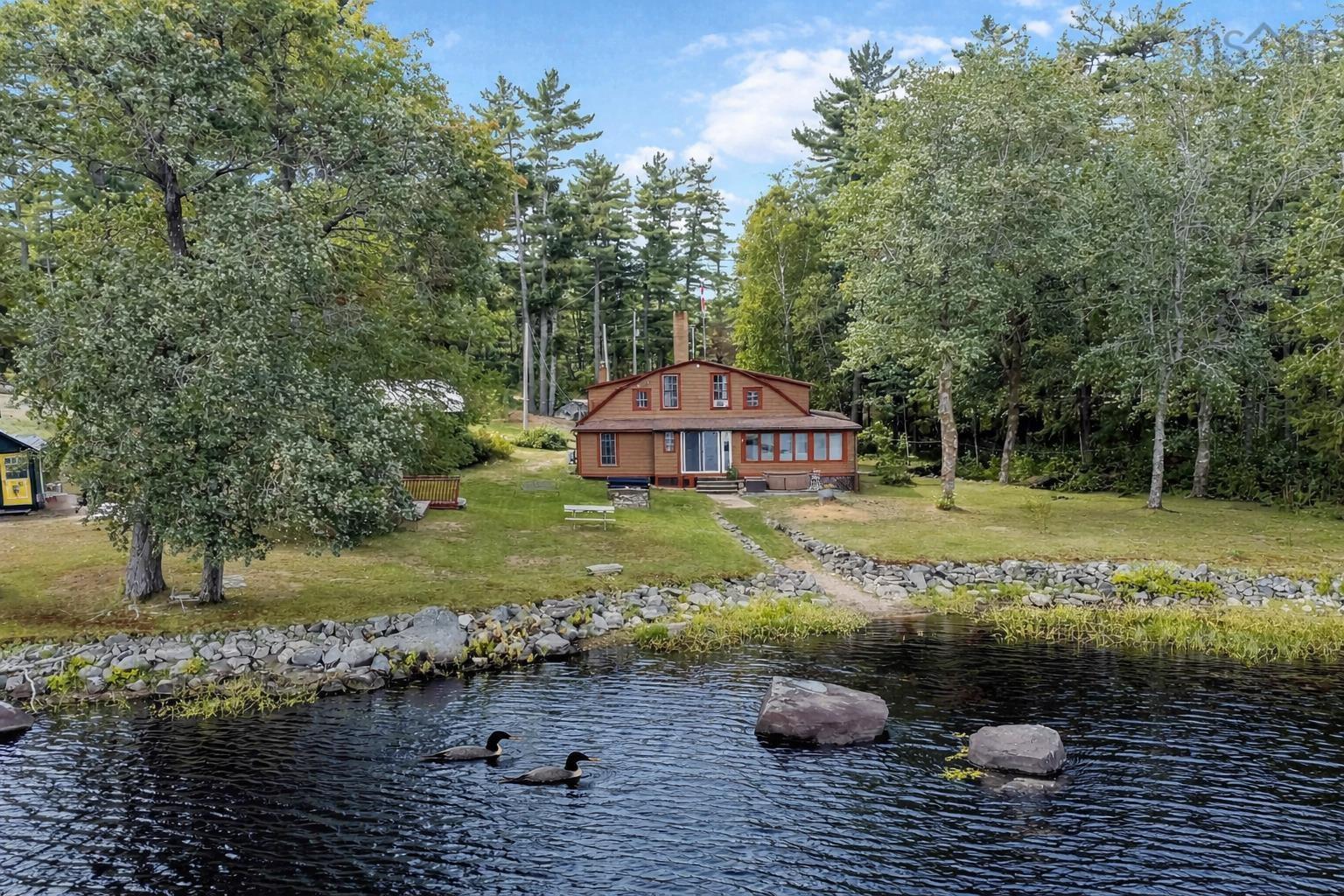 $549,900.00: 7602 Highway 8, South Brookfield