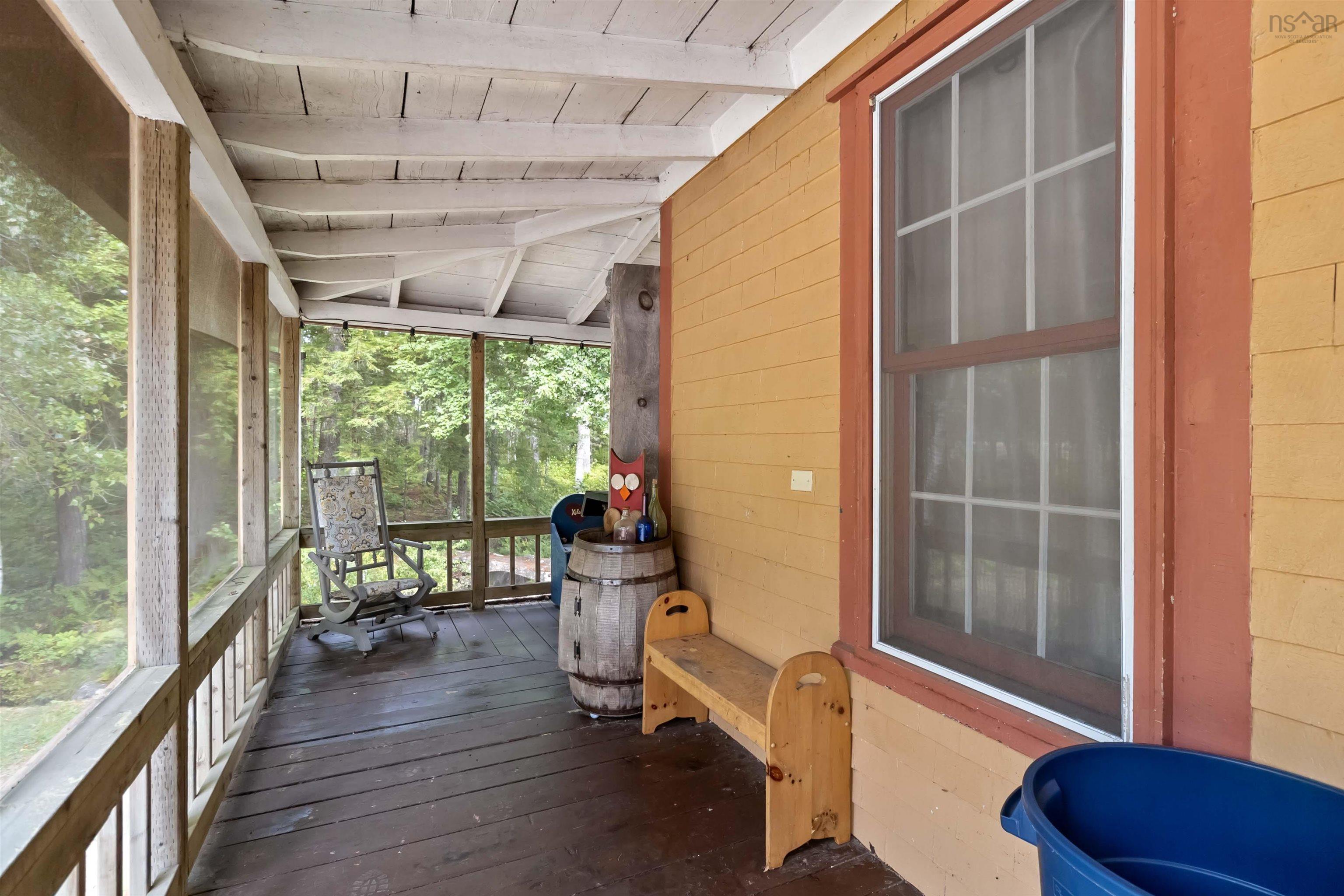 $549,900.00: 7602 Highway 8, South Brookfield