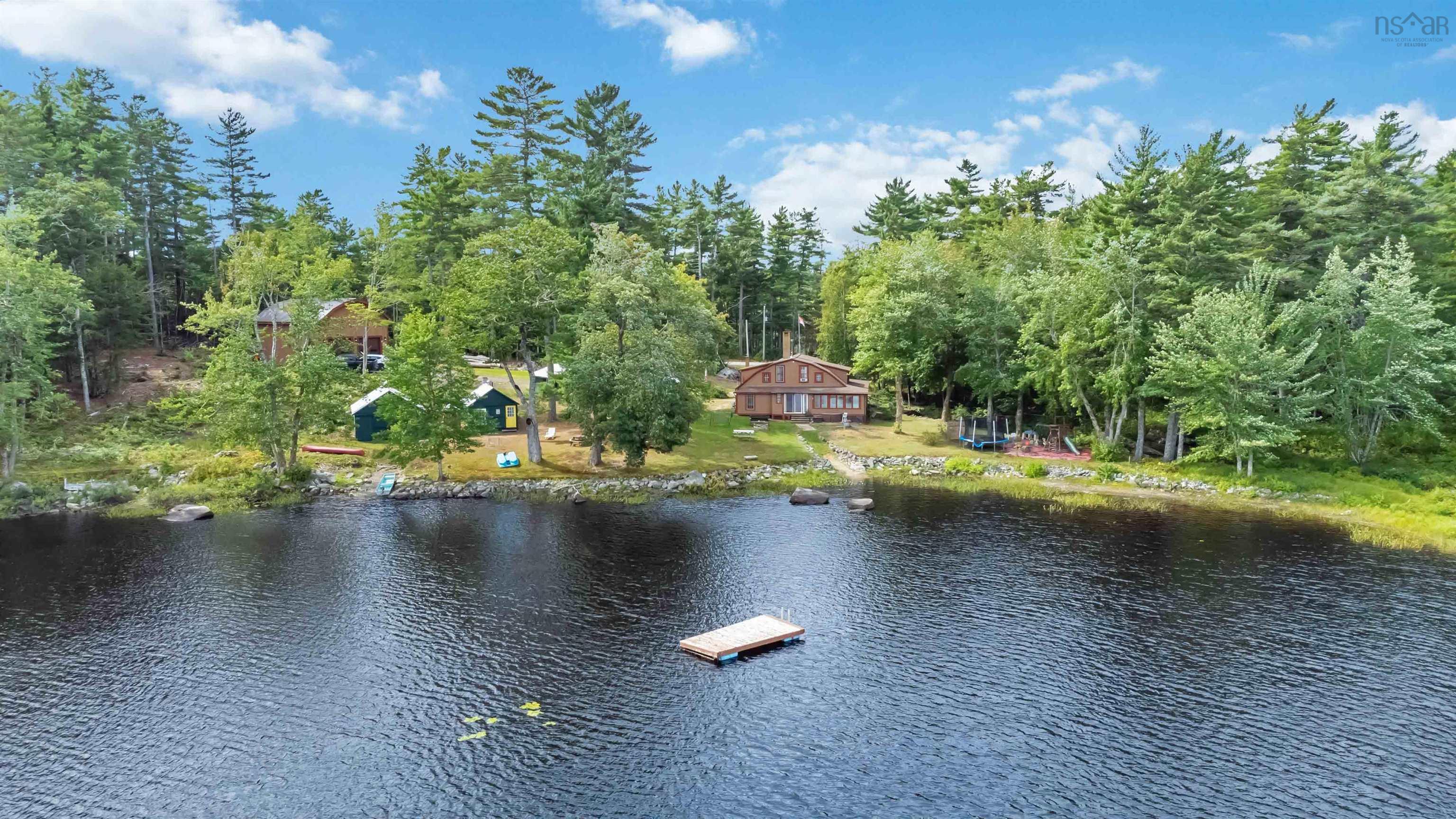 $549,900.00: 7602 Highway 8, South Brookfield