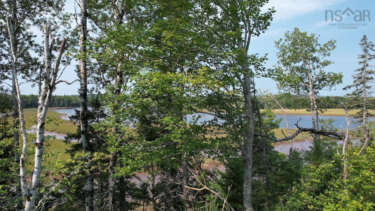 $110,975.00: 24-4 Highway 321 Highway, Roslin