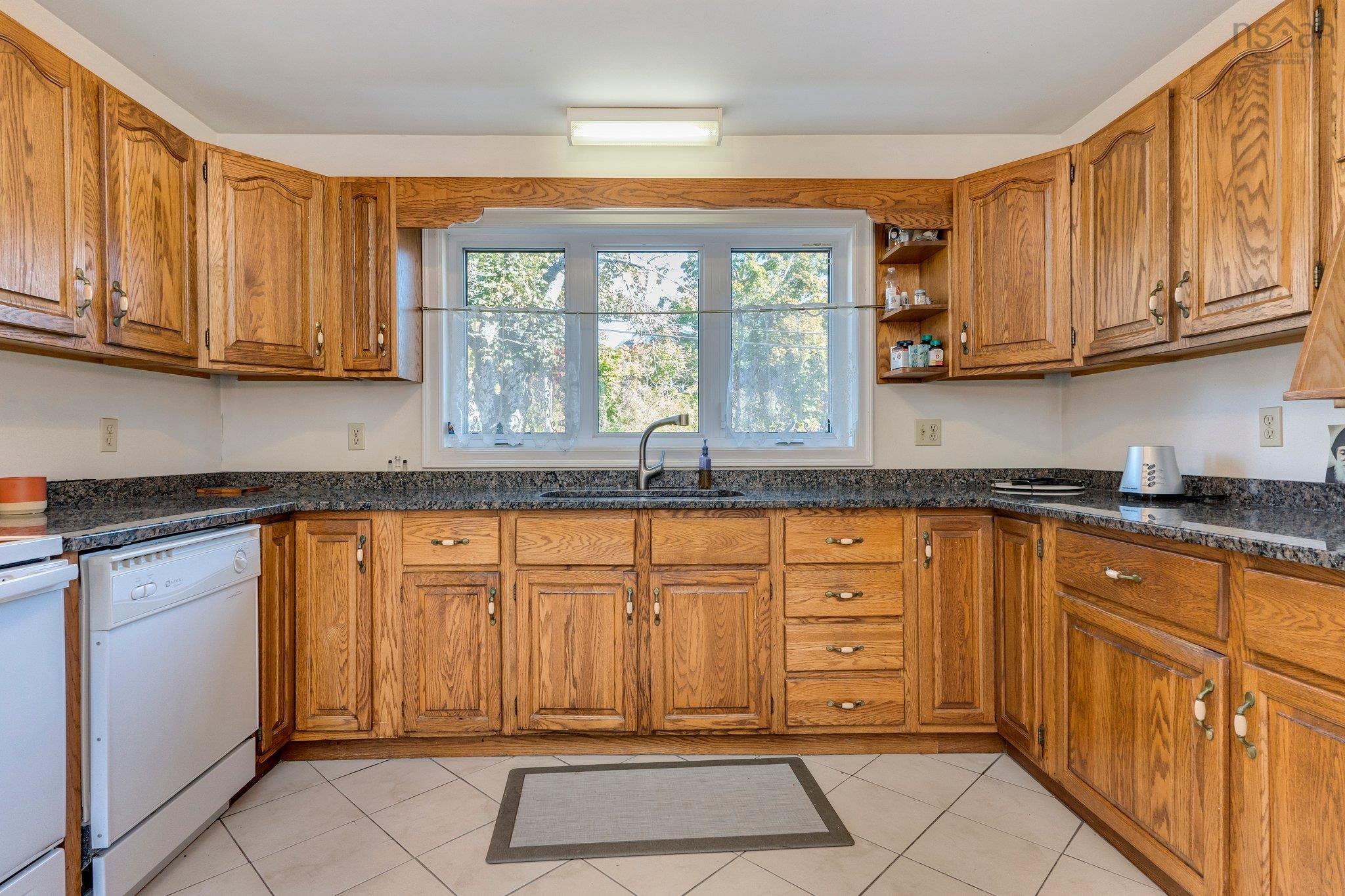 6926 - 6932 Mumford Road, Halifax, NS (MLS 202424995)