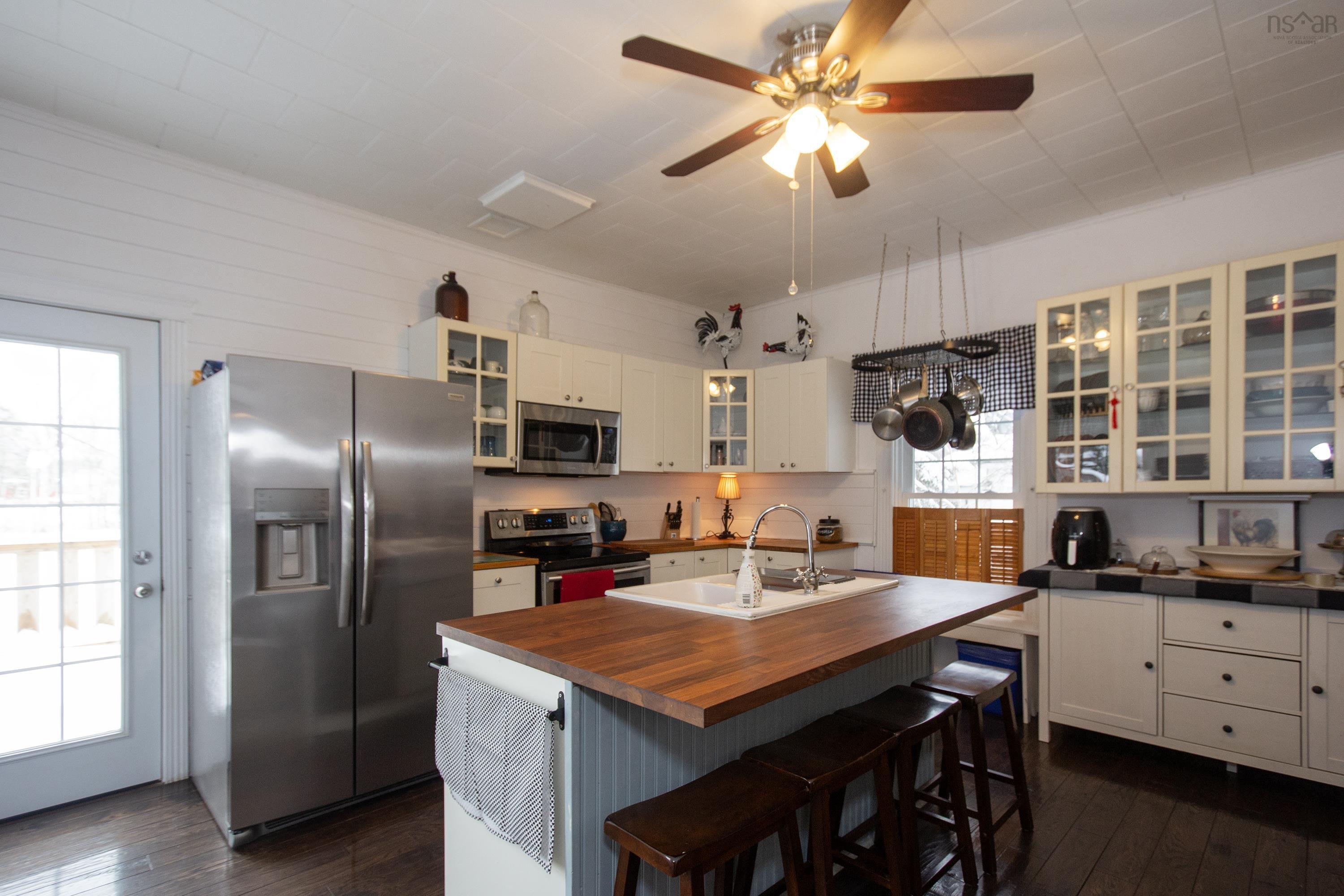 $329,900.00: 340 Foundry Street, Oxford