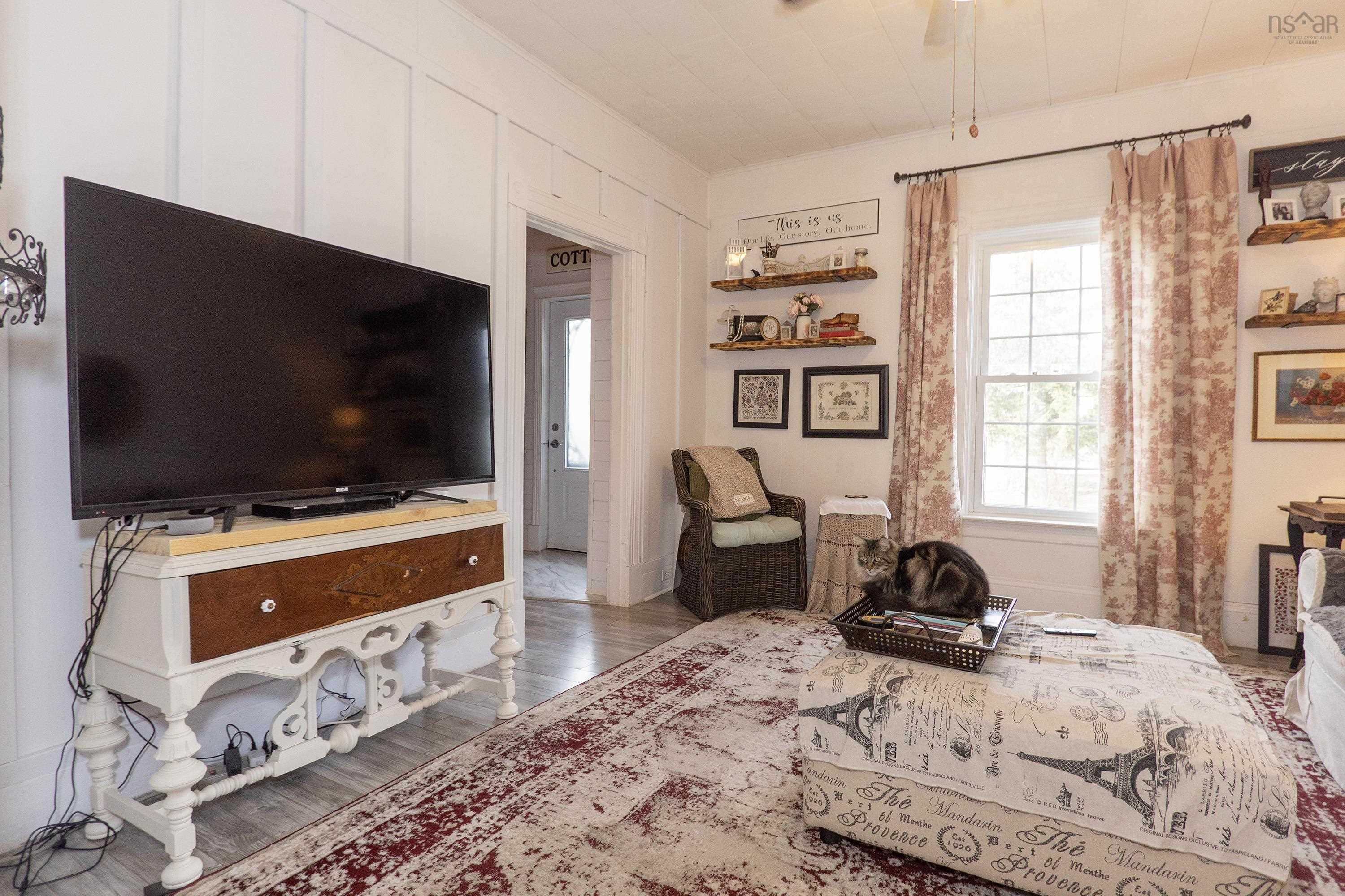 $329,900.00: 340 Foundry Street, Oxford