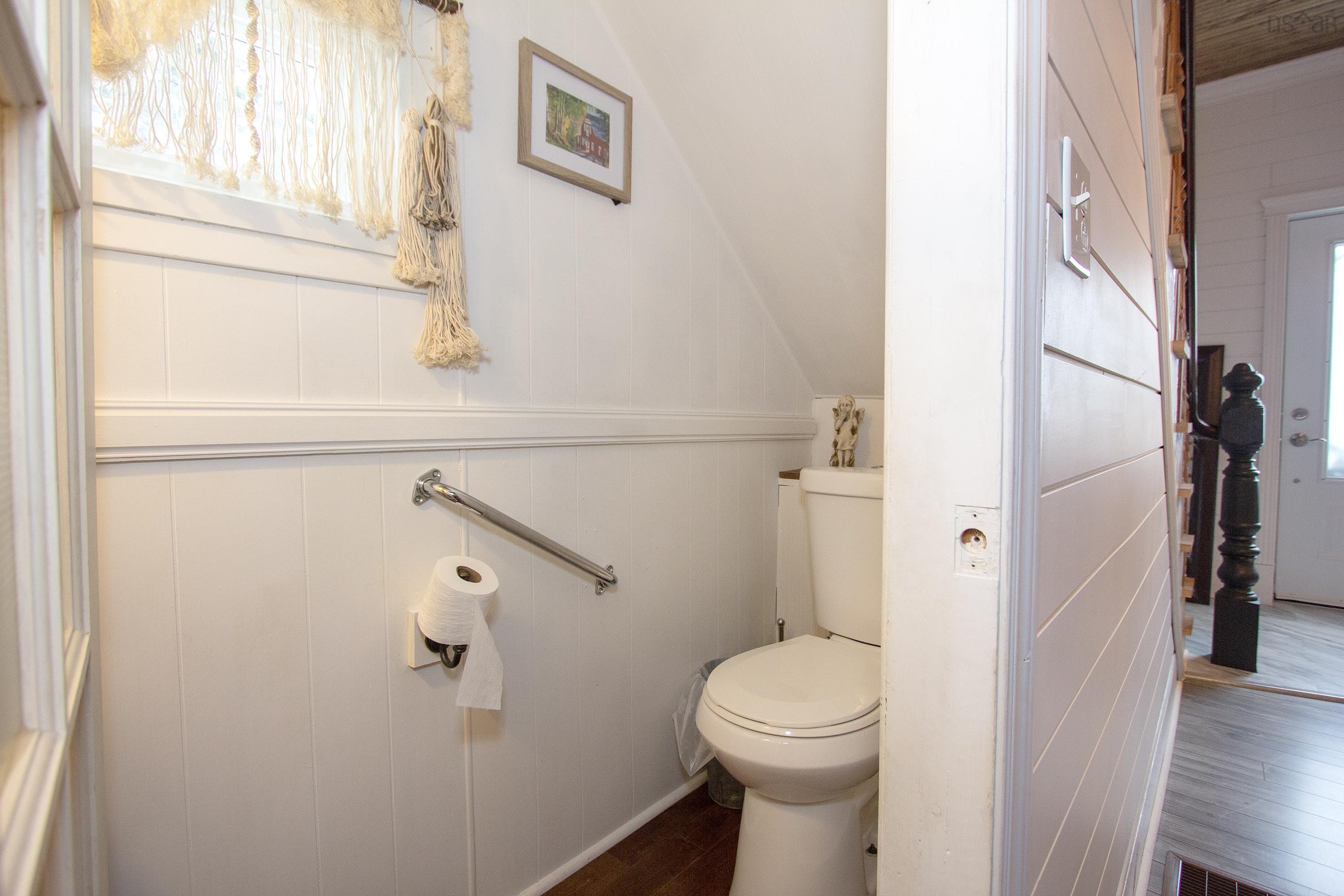 $329,900.00: 340 Foundry Street, Oxford