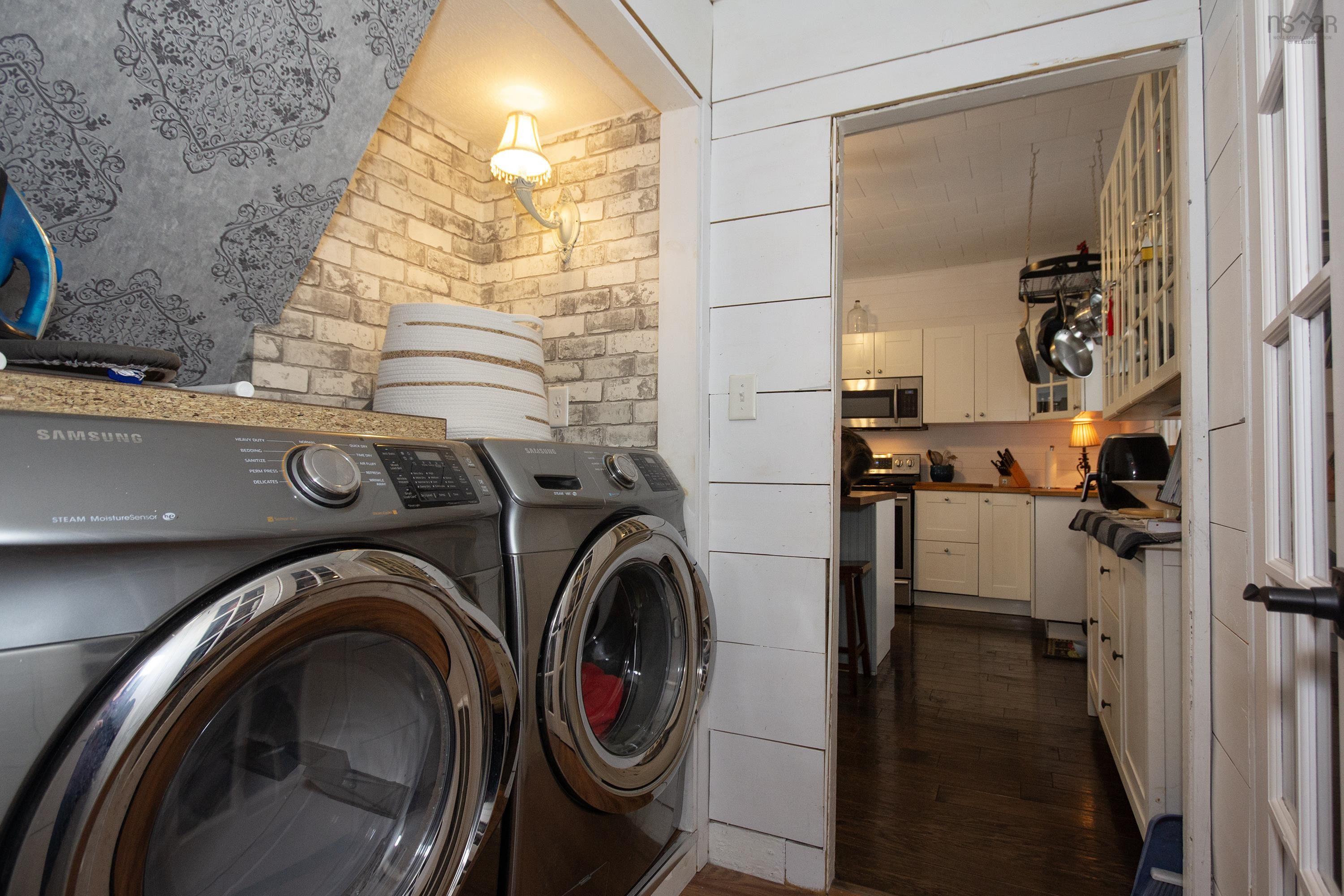 $329,900.00: 340 Foundry Street, Oxford