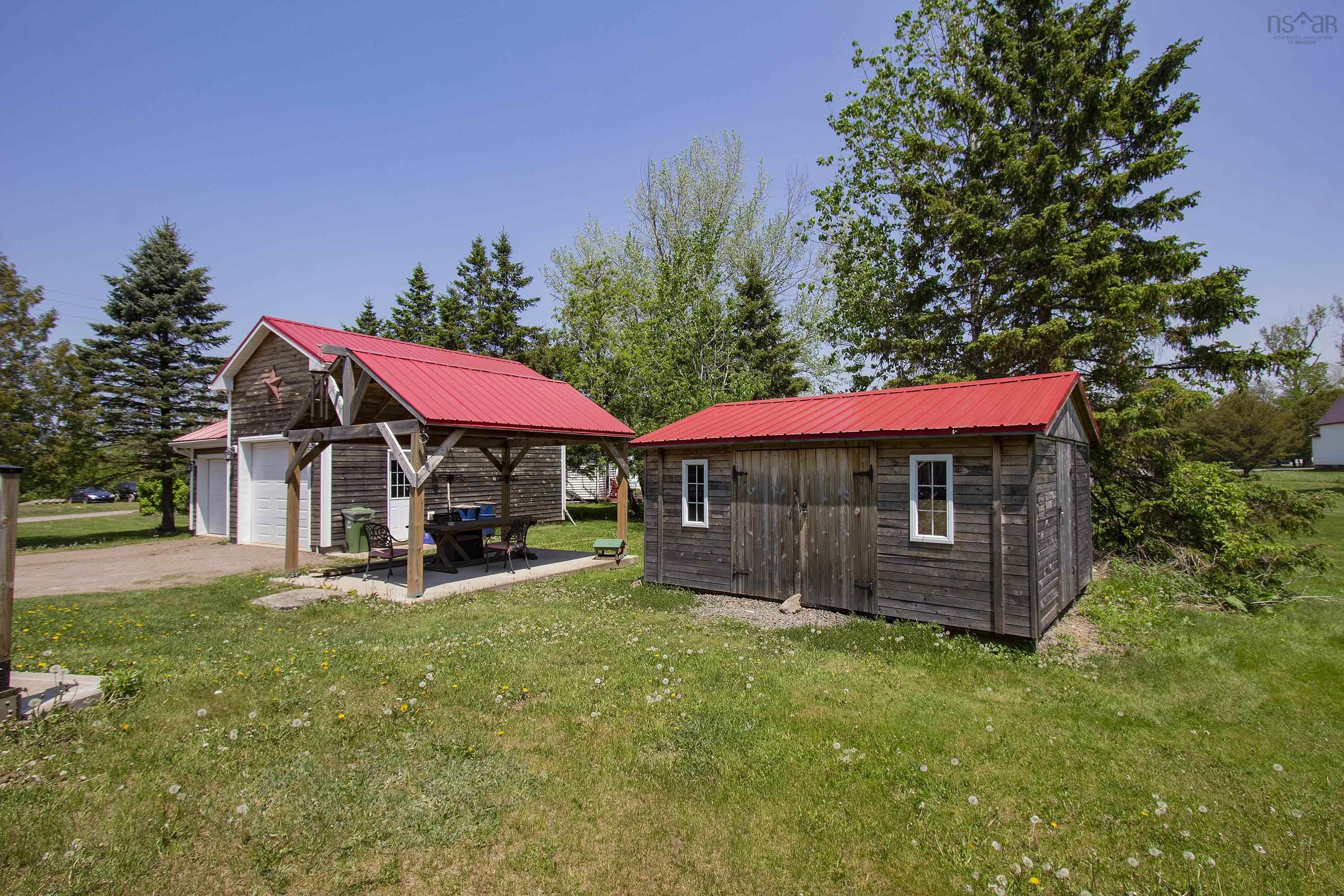 $329,900.00: 340 Foundry Street, Oxford