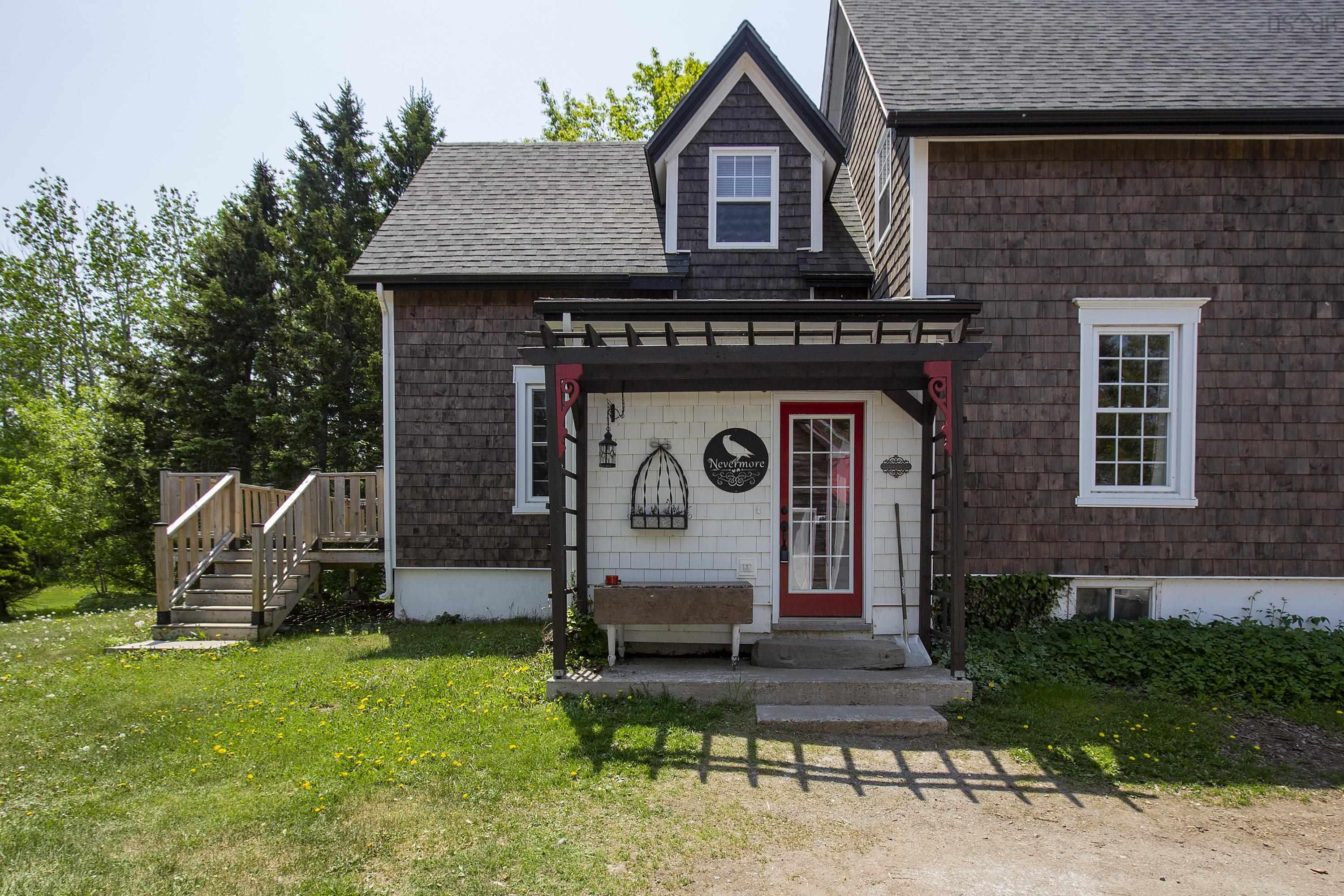 $329,900.00: 340 Foundry Street, Oxford