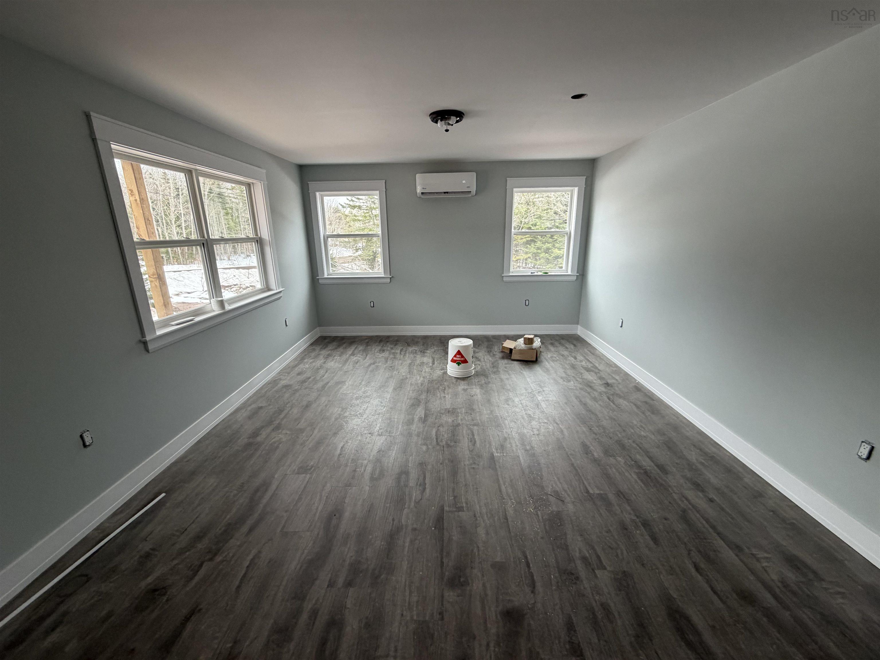 $399,900.00: 22 Joy Drive, Greenfield