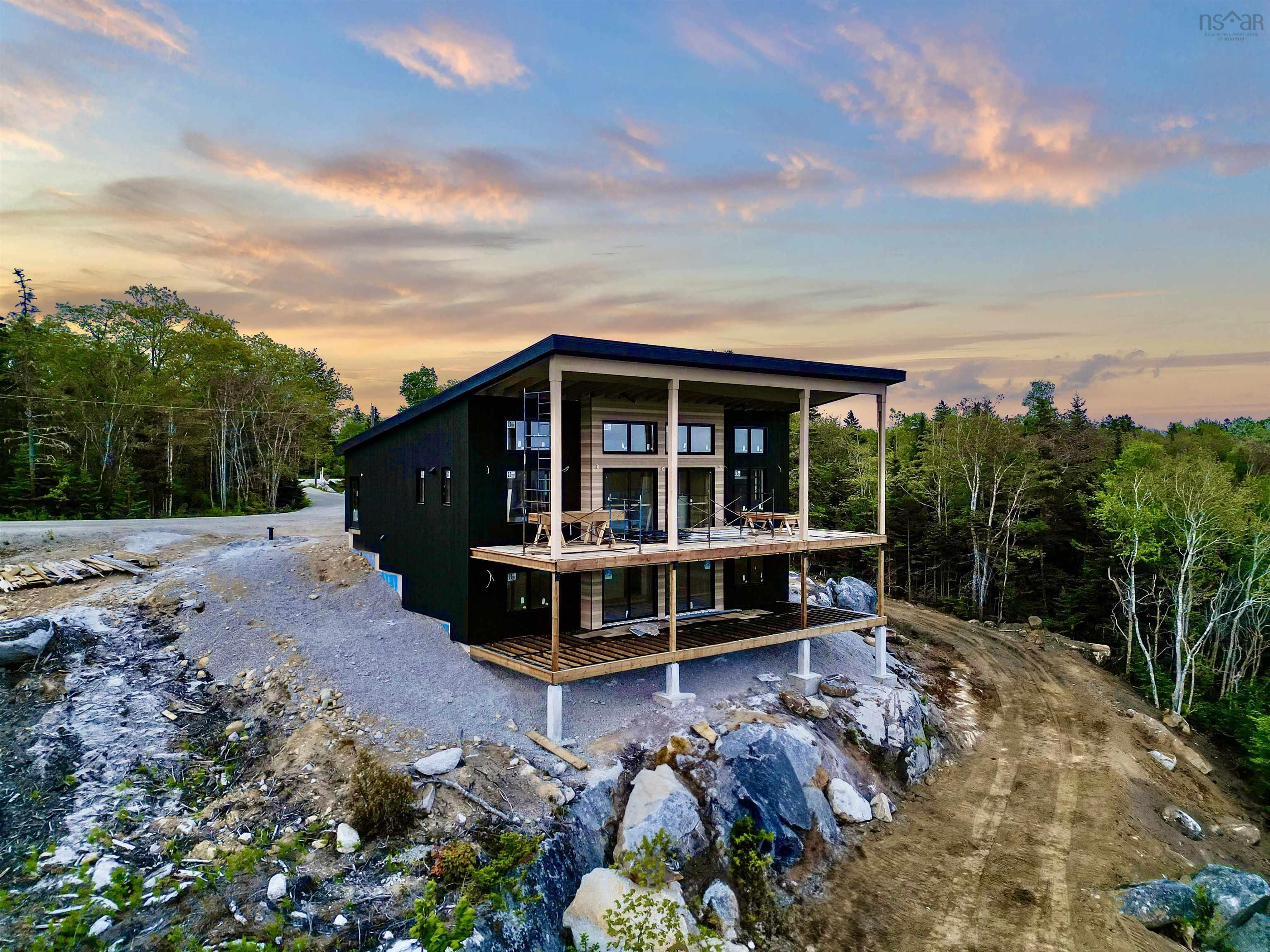 $2,267,000.00: 23 Anchors Way, East River Point