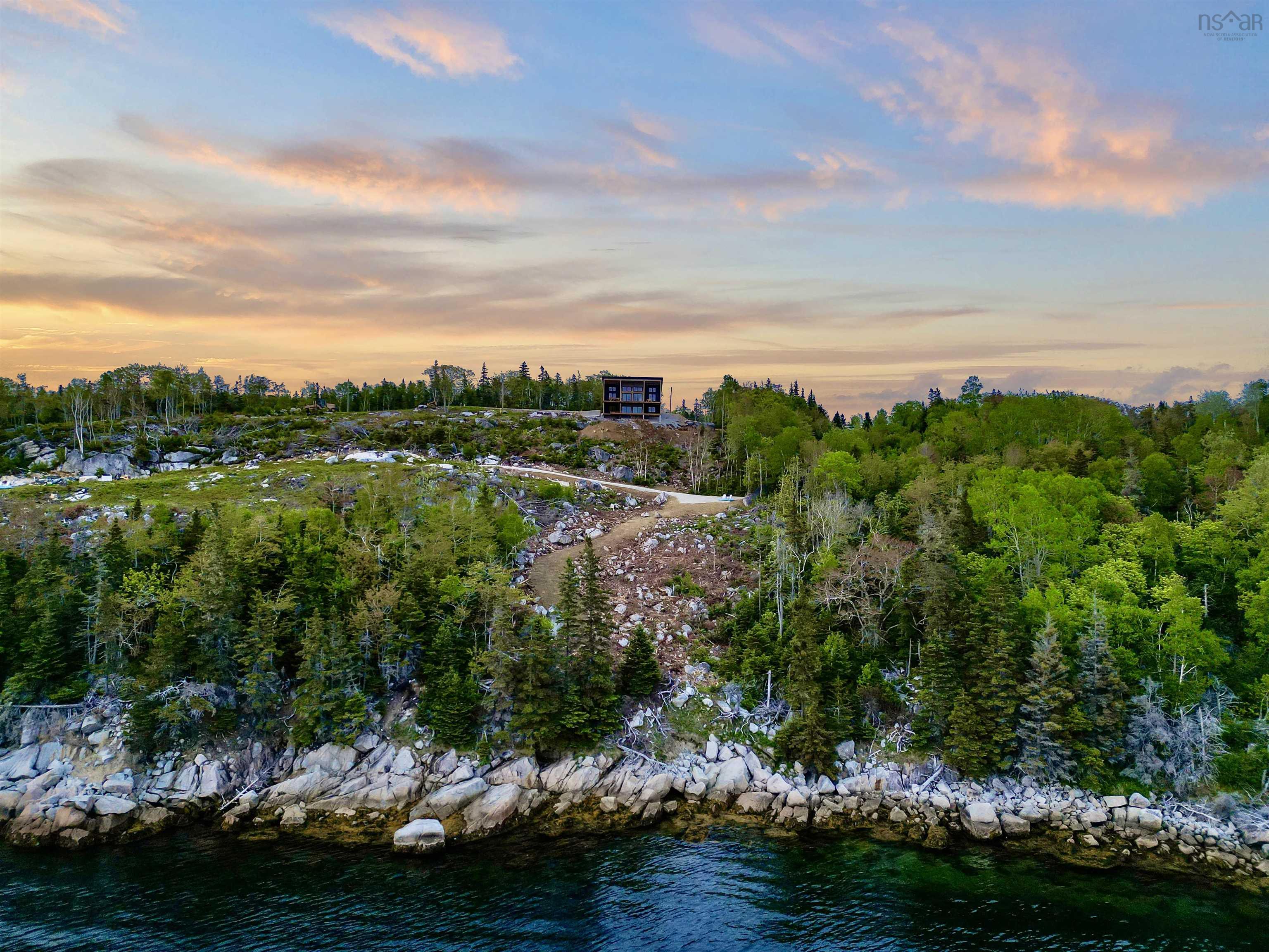 $2,267,000.00: 23 Anchors Way, East River Point