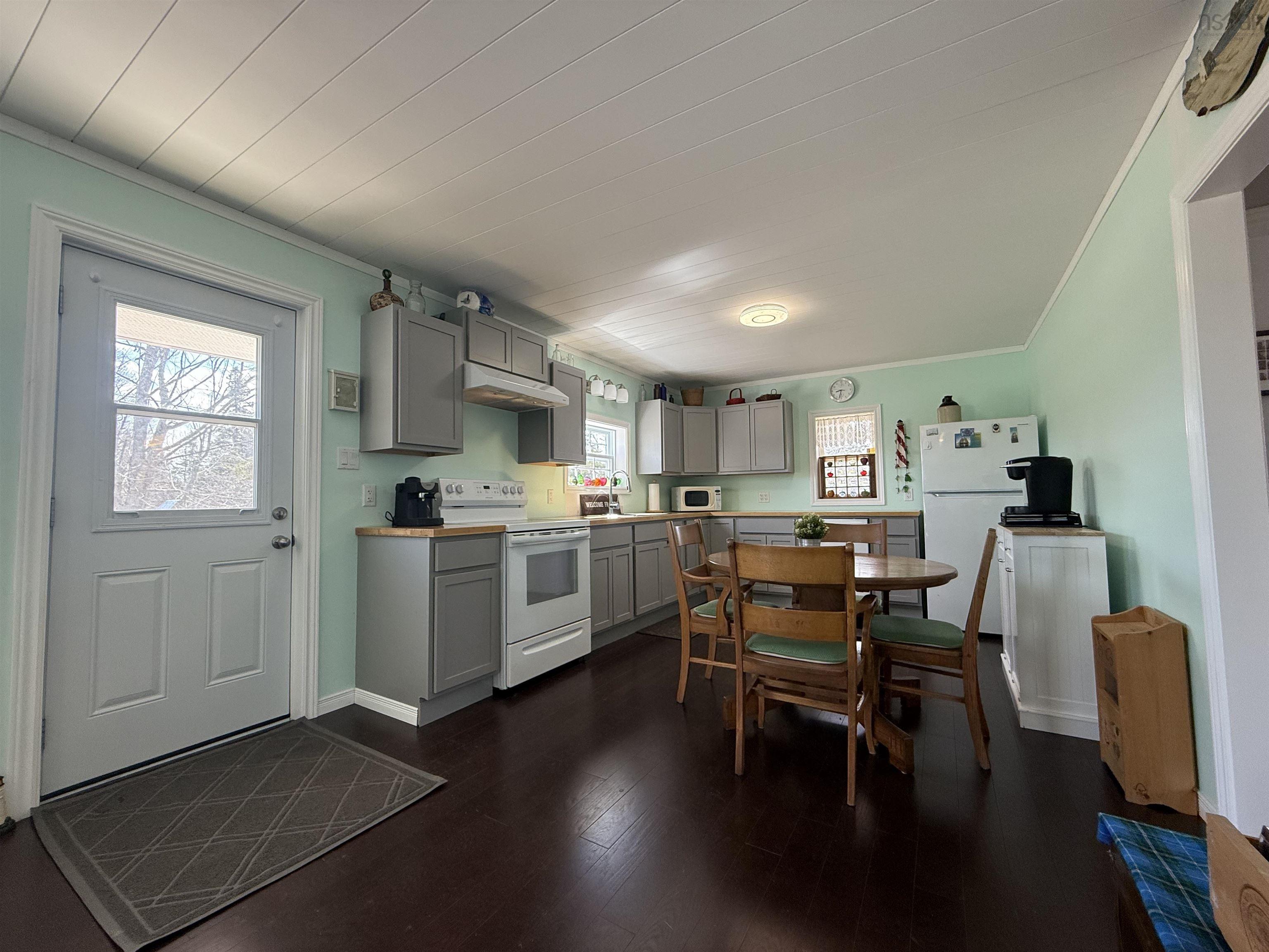 $218,900.00: 3524 Eastern Avenue, Parrsboro