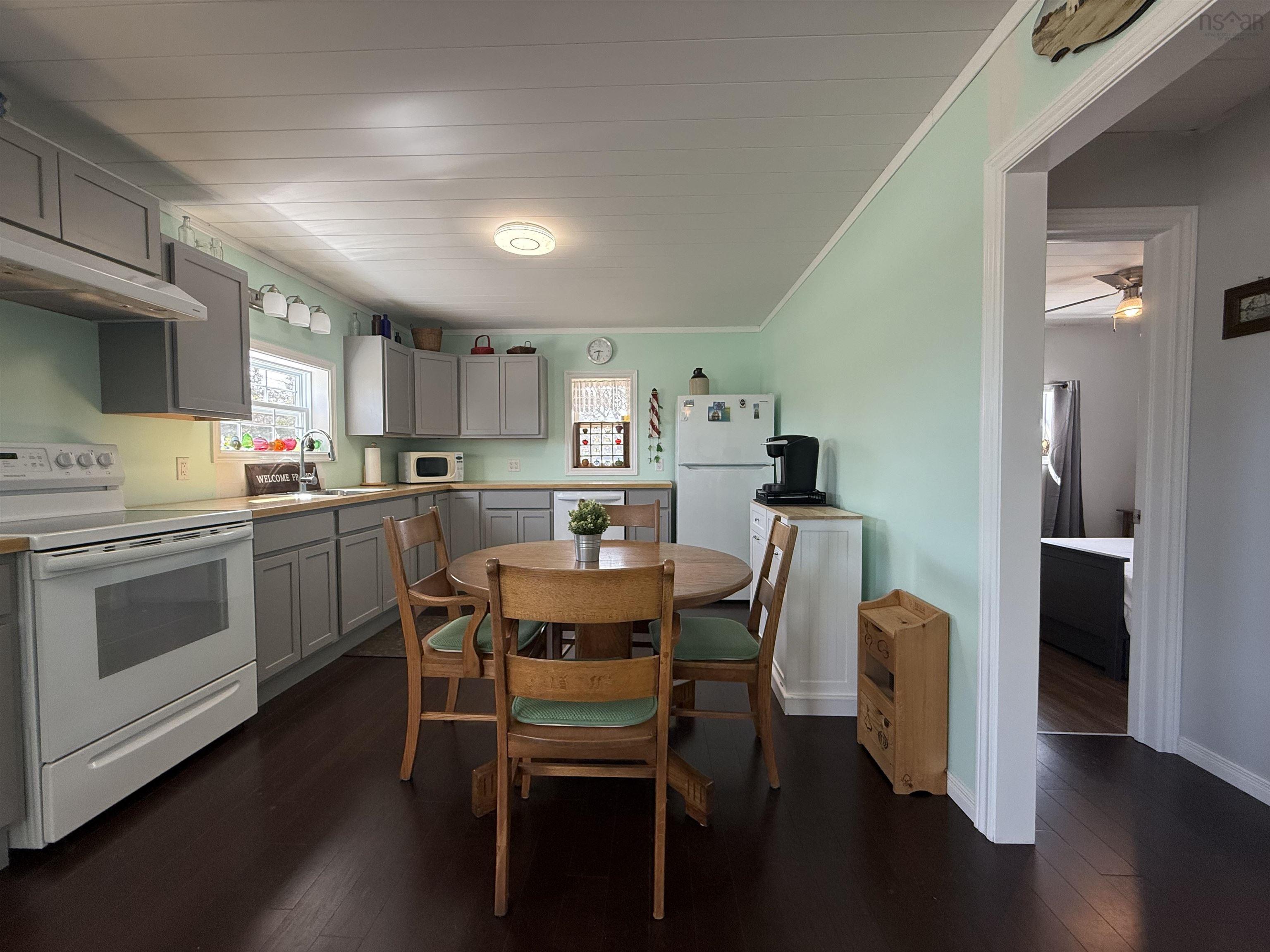 $218,900.00: 3524 Eastern Avenue, Parrsboro