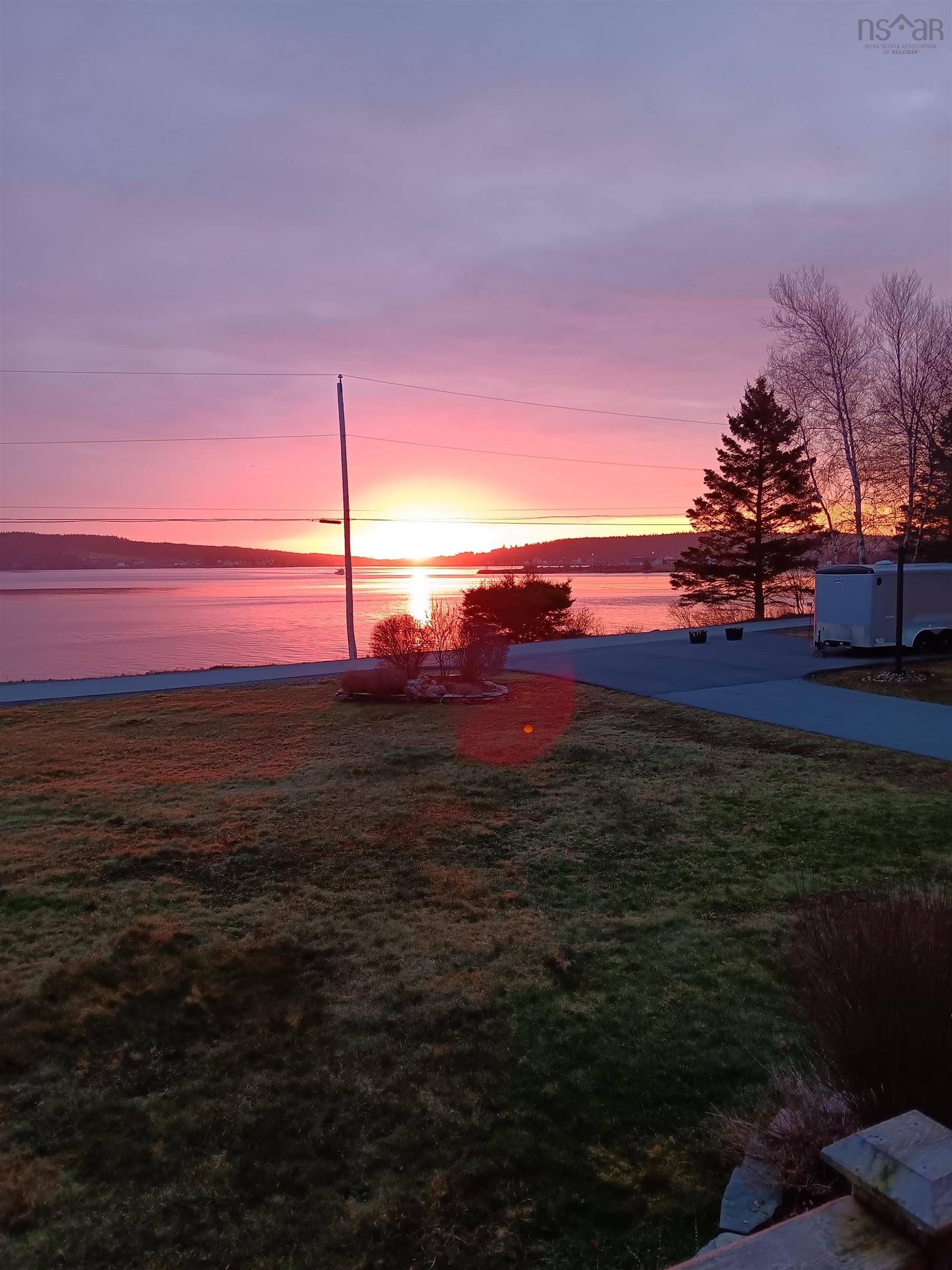 $695,000.00: 78 Fort Point Road, Lahave