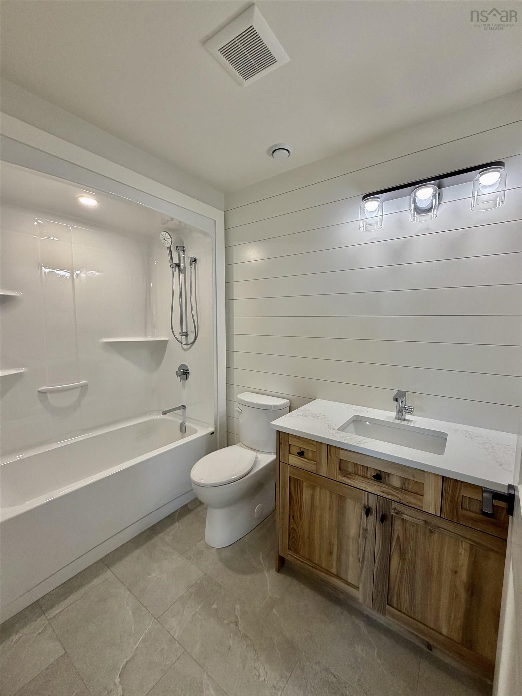 744 682 Celebration Drive, Fall River, NS (MLS 202508770)