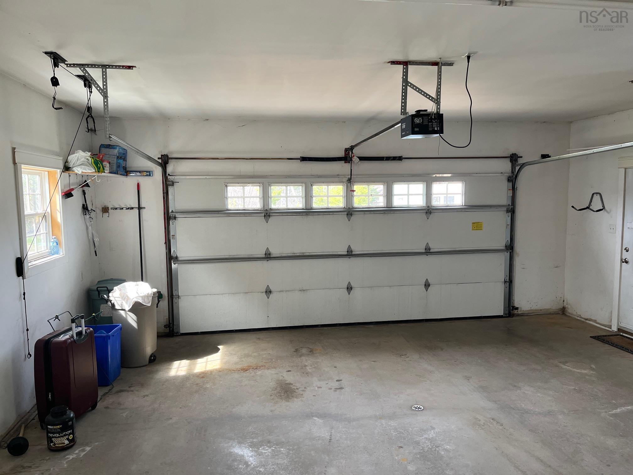 $650,000.00: 42 Rowan Avenue, New Glasgow