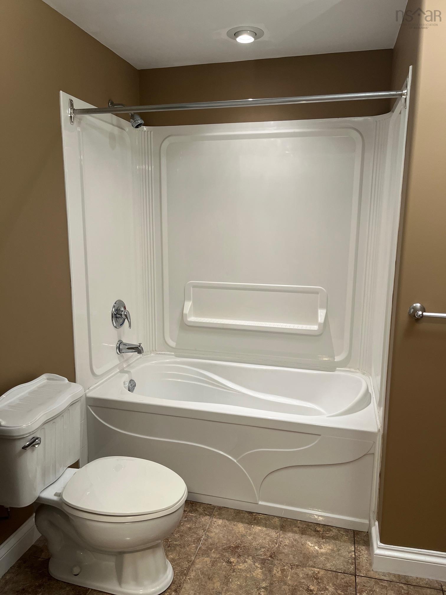 $650,000.00: 42 Rowan Avenue, New Glasgow