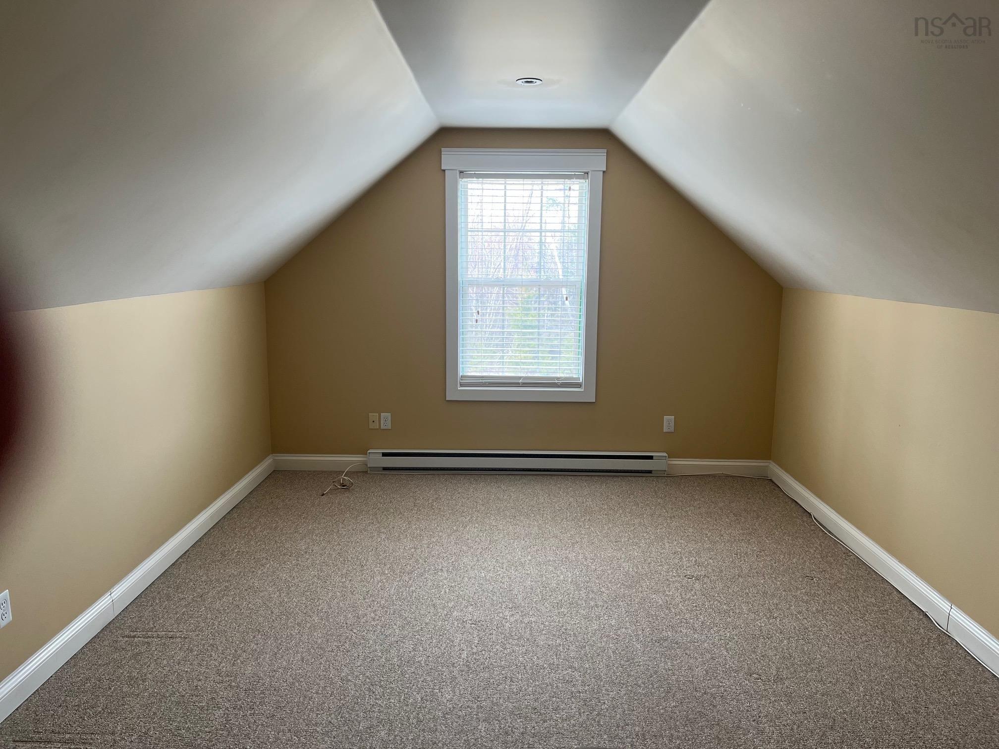 $650,000.00: 42 Rowan Avenue, New Glasgow