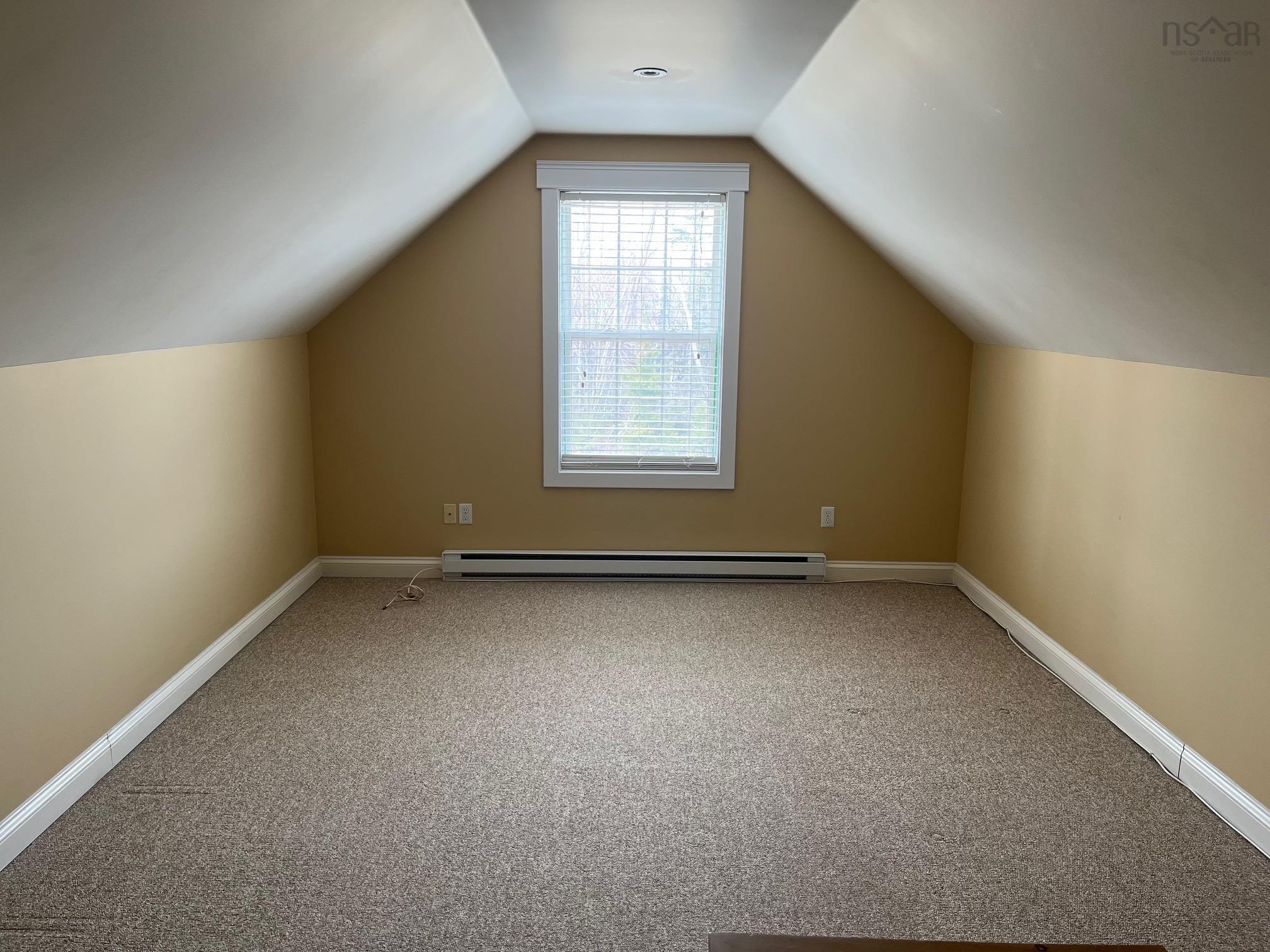 $650,000.00: 42 Rowan Avenue, New Glasgow