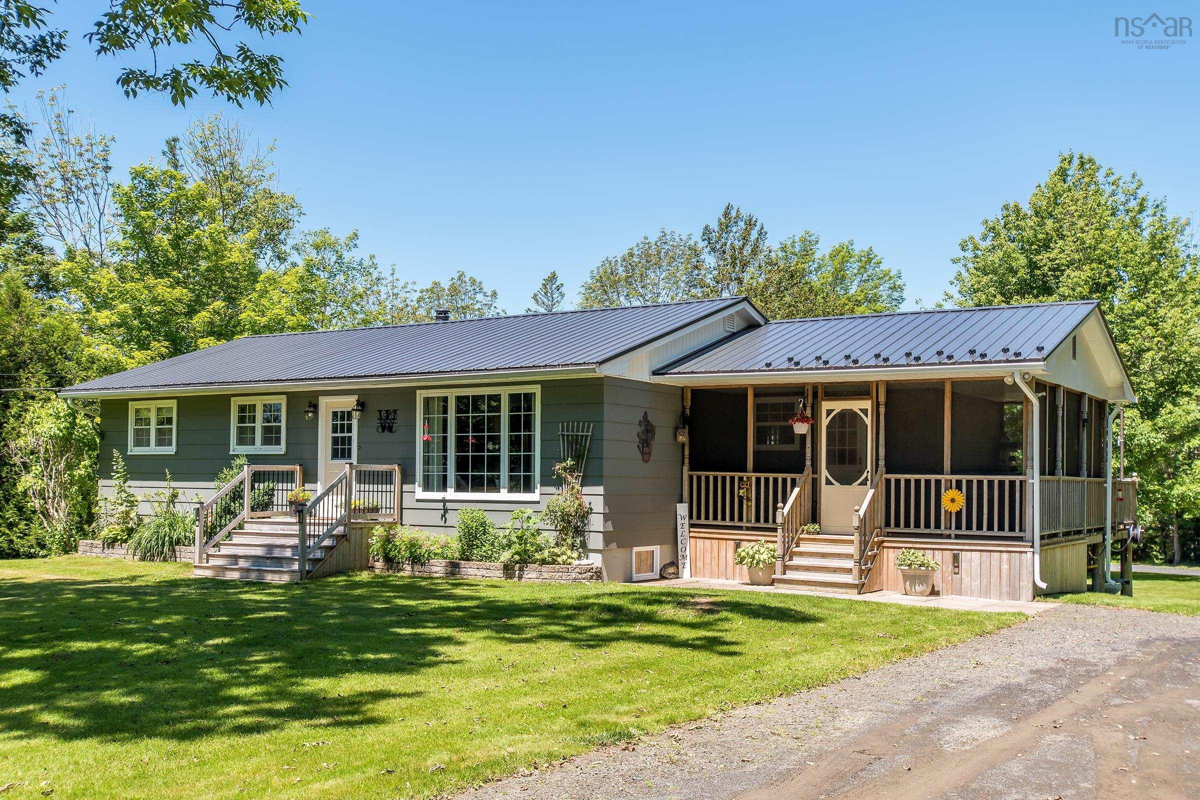 $539,900.00: 255 Virginia Road, Virginia East