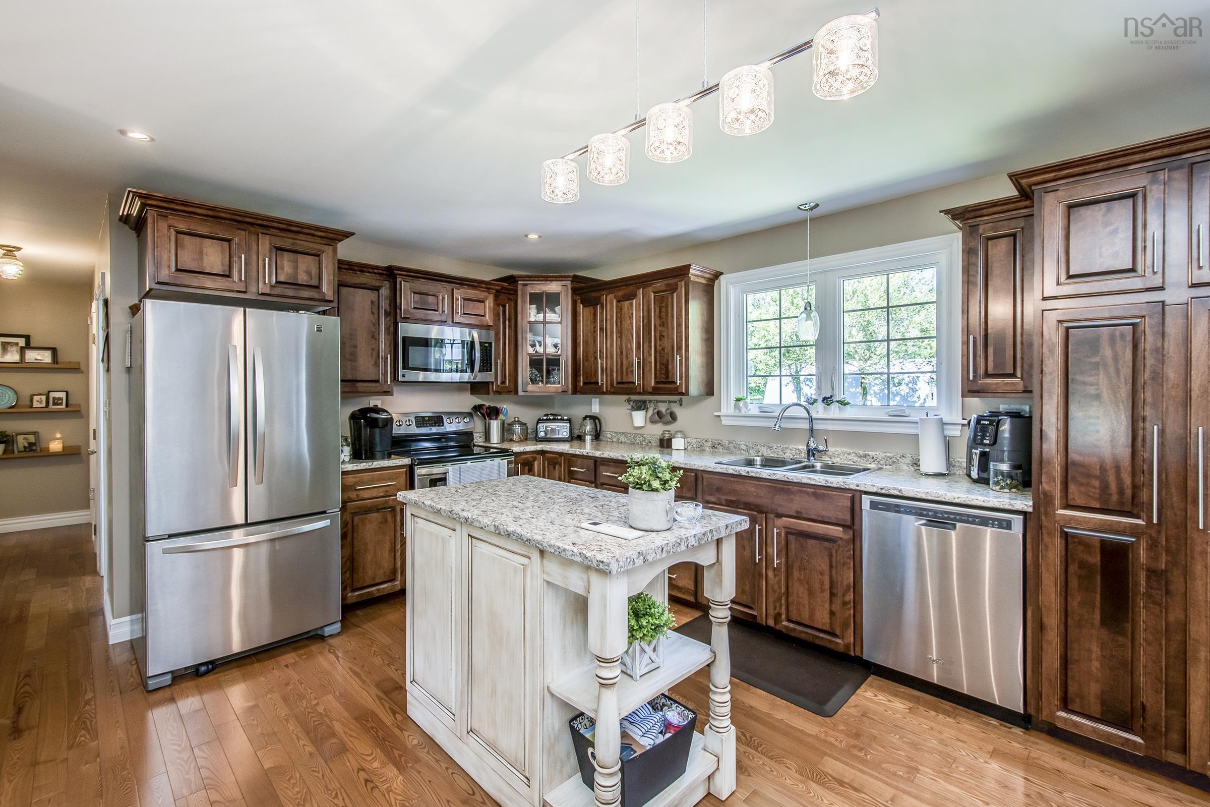 $539,900.00: 255 Virginia Road, Virginia East