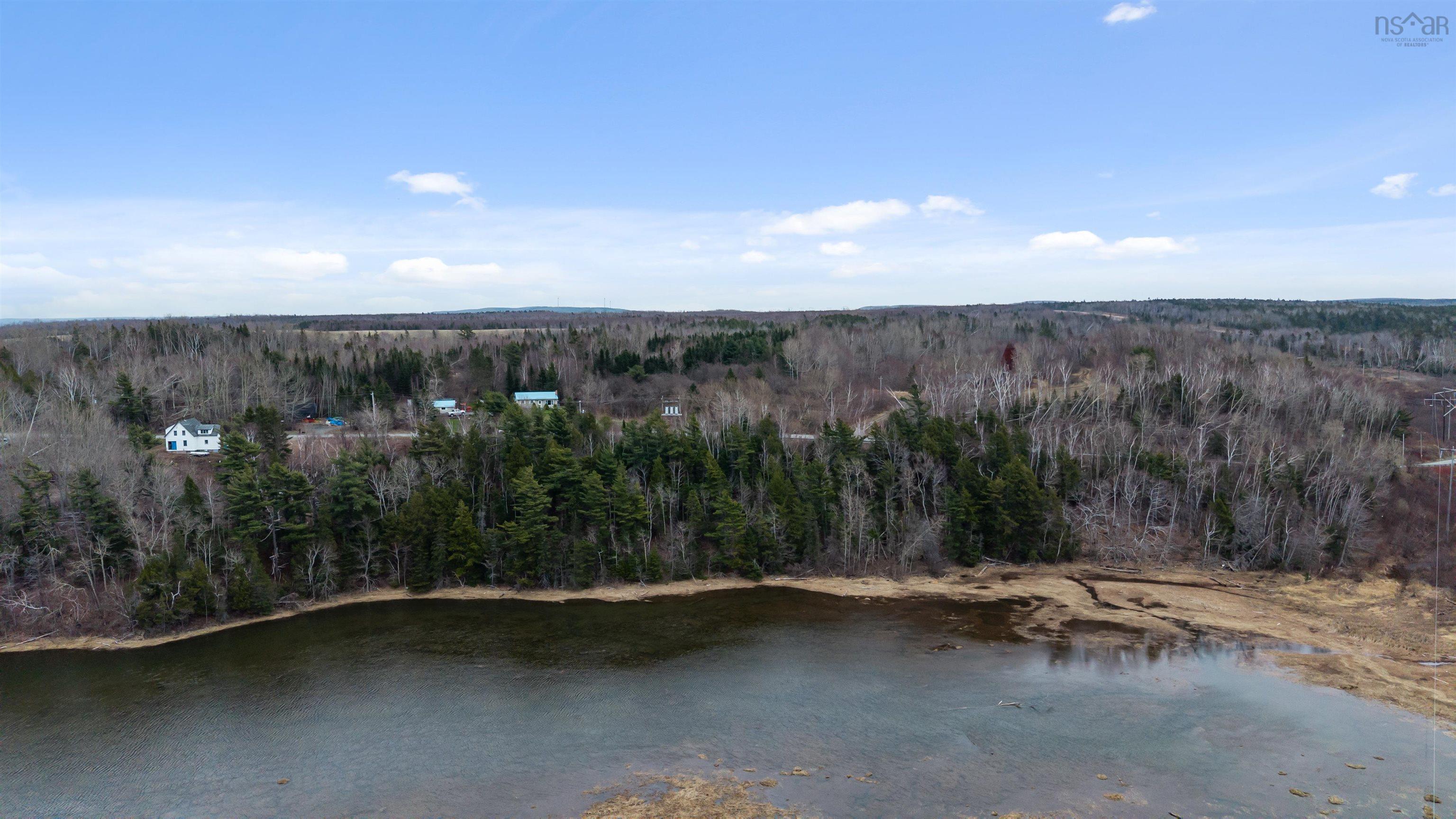 $199,900.00: 99 Shore Road, Sutherlands River