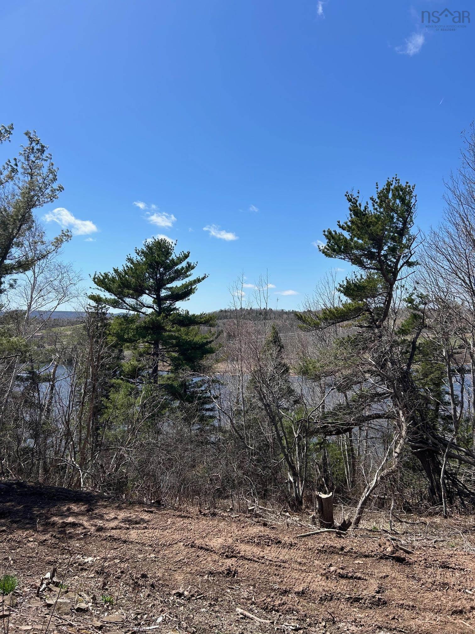 $199,900.00: 99 Shore Road, Sutherlands River