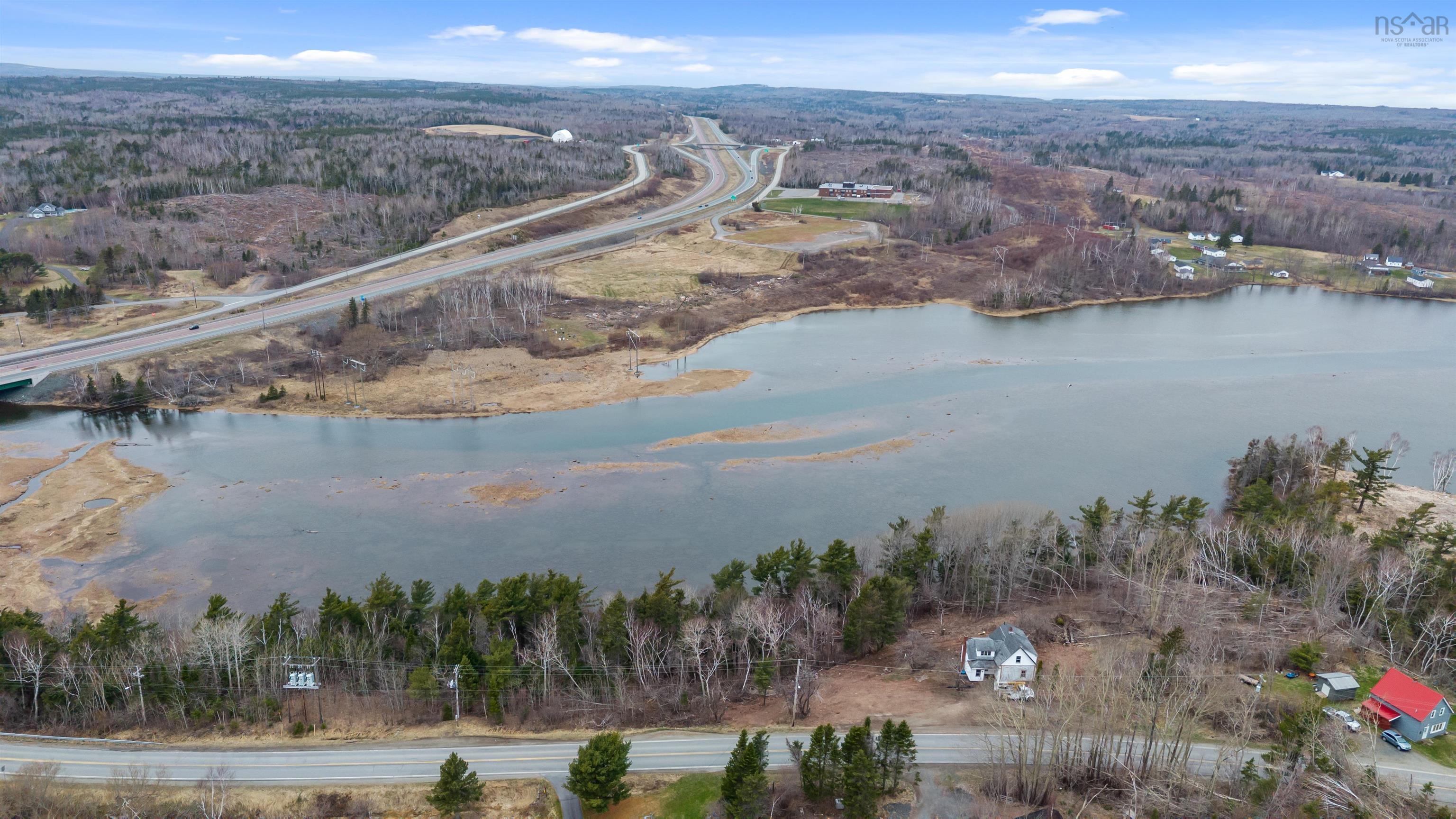 $199,900.00: 99 Shore Road, Sutherlands River