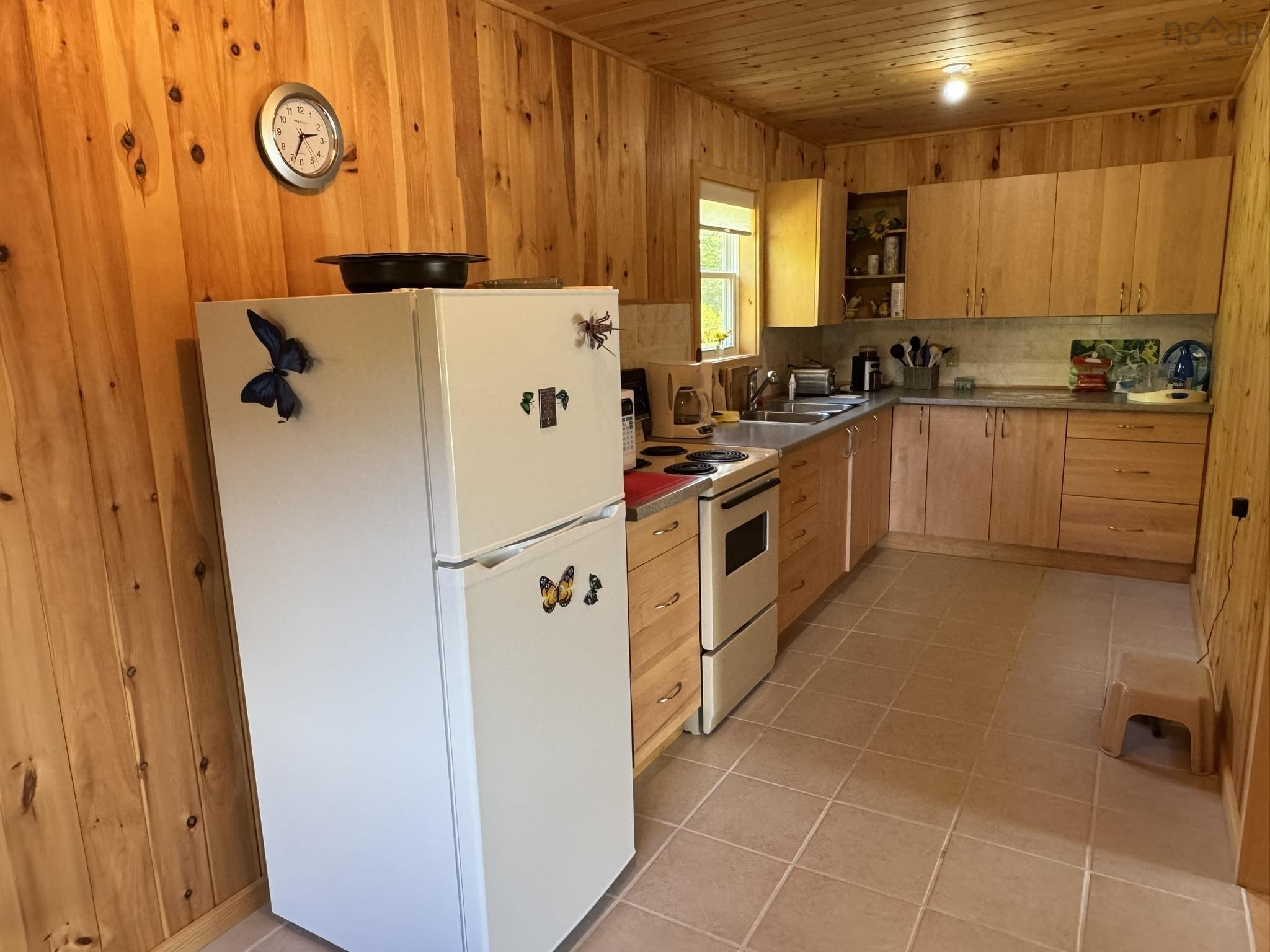 $299,500.00: 87 Somerset Drive, East Sable River