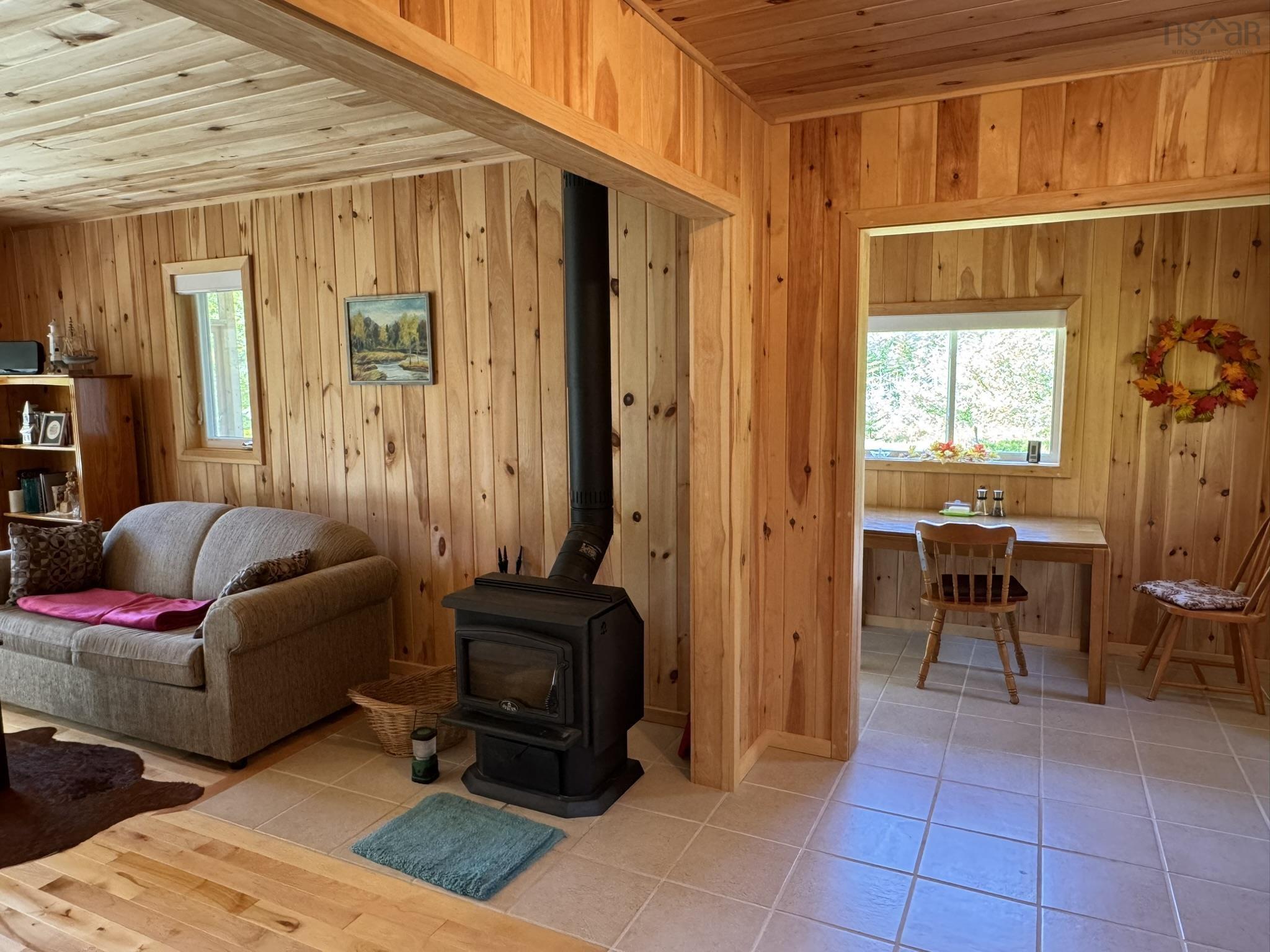 $299,500.00: 87 Somerset Drive, East Sable River