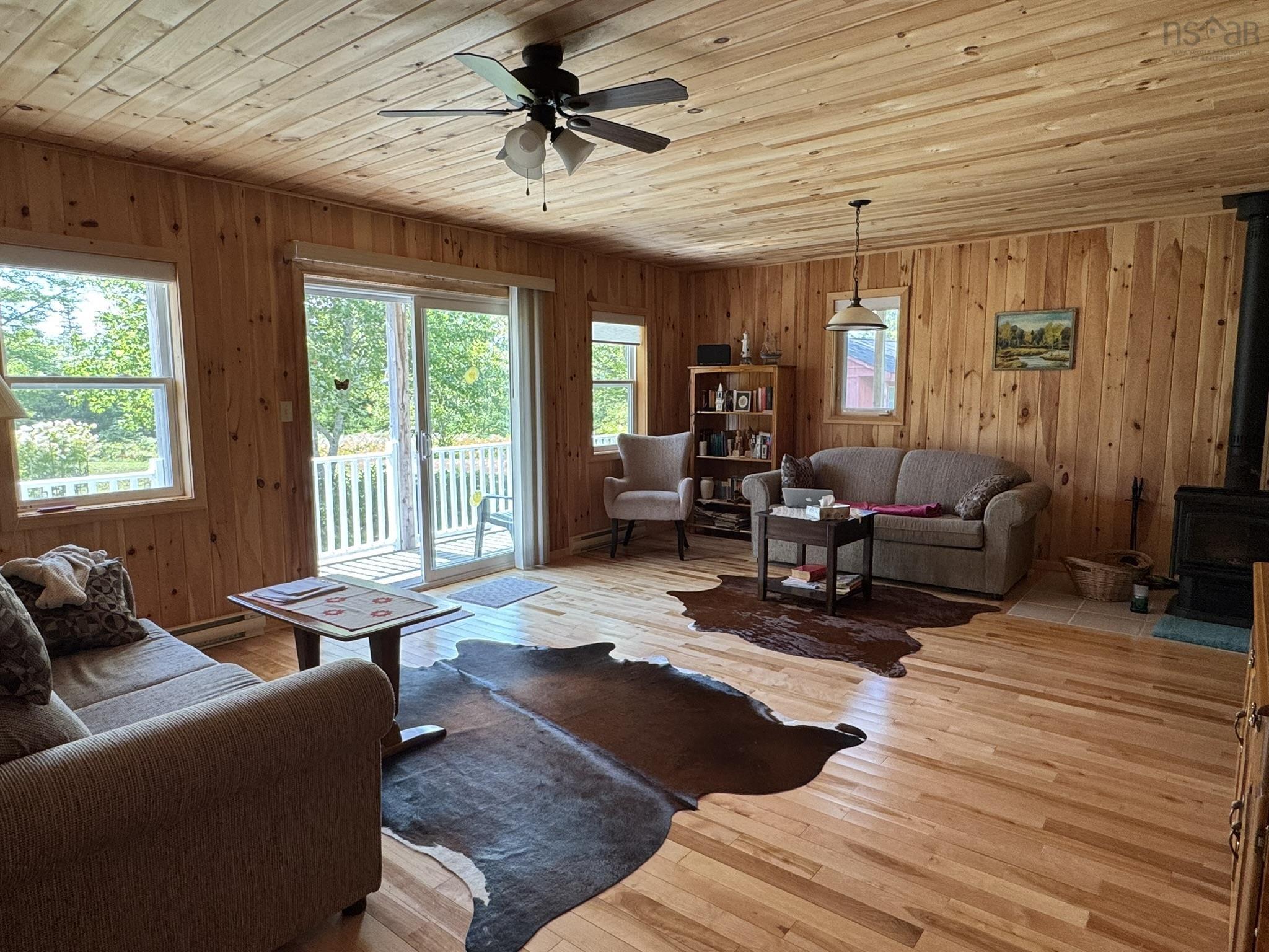 $299,500.00: 87 Somerset Drive, East Sable River