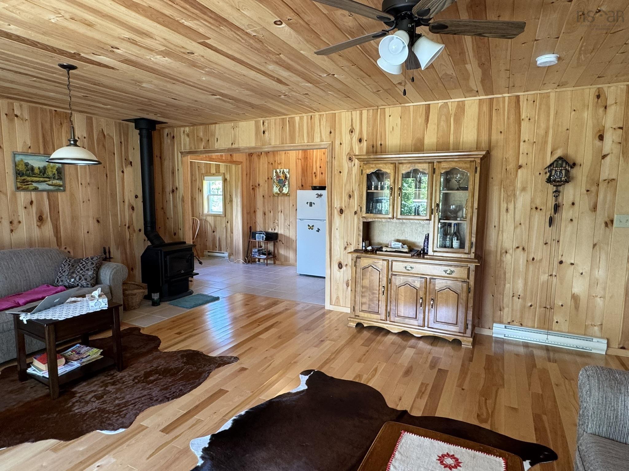 $299,500.00: 87 Somerset Drive, East Sable River