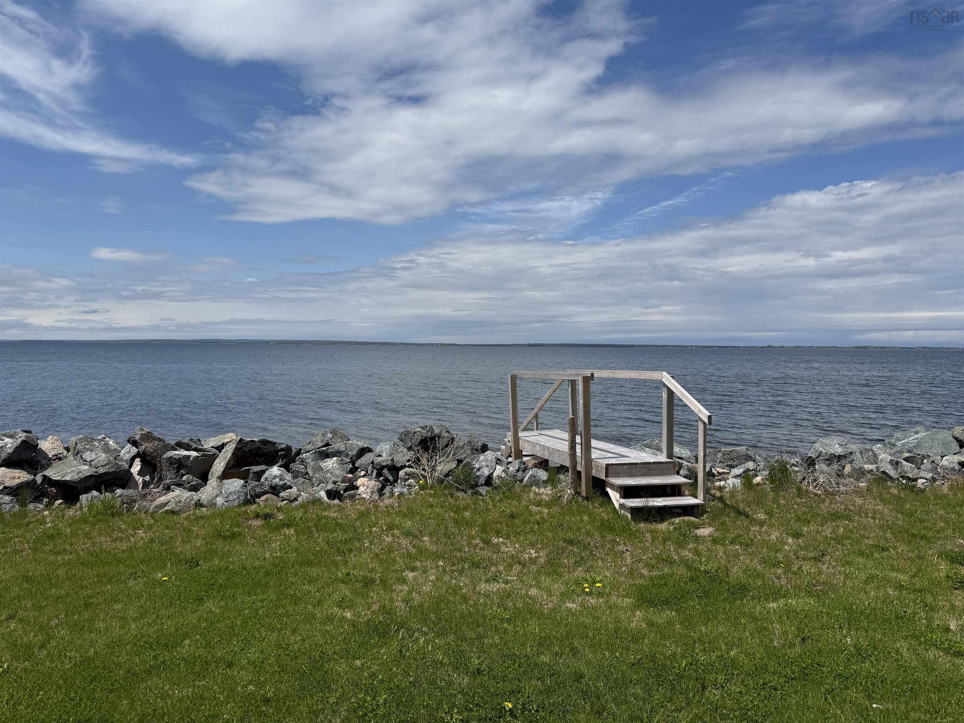 $249,900.00: 28 Quahog Lane, Brule Point