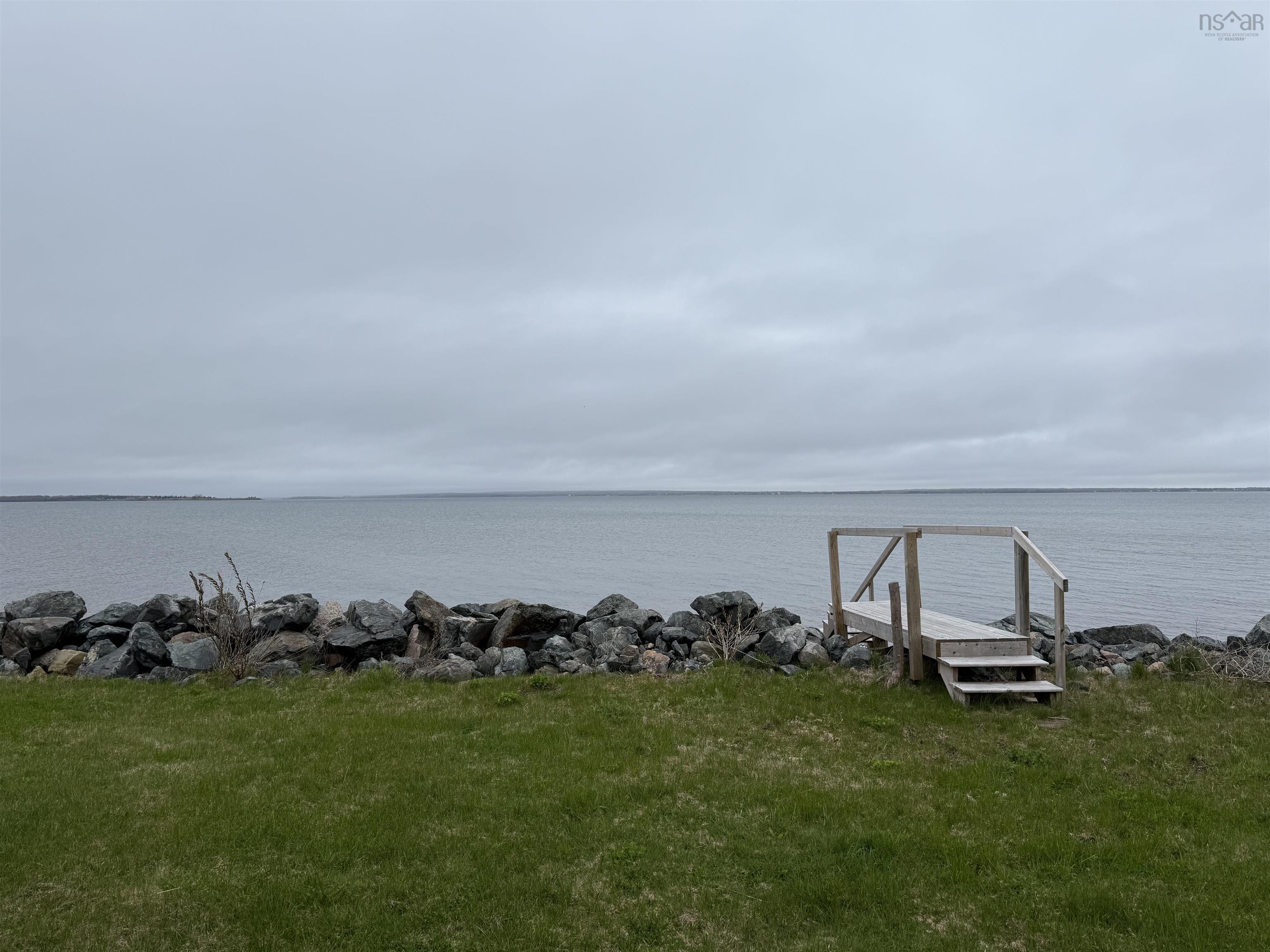 $249,900.00: 28 Quahog Lane, Brule Point