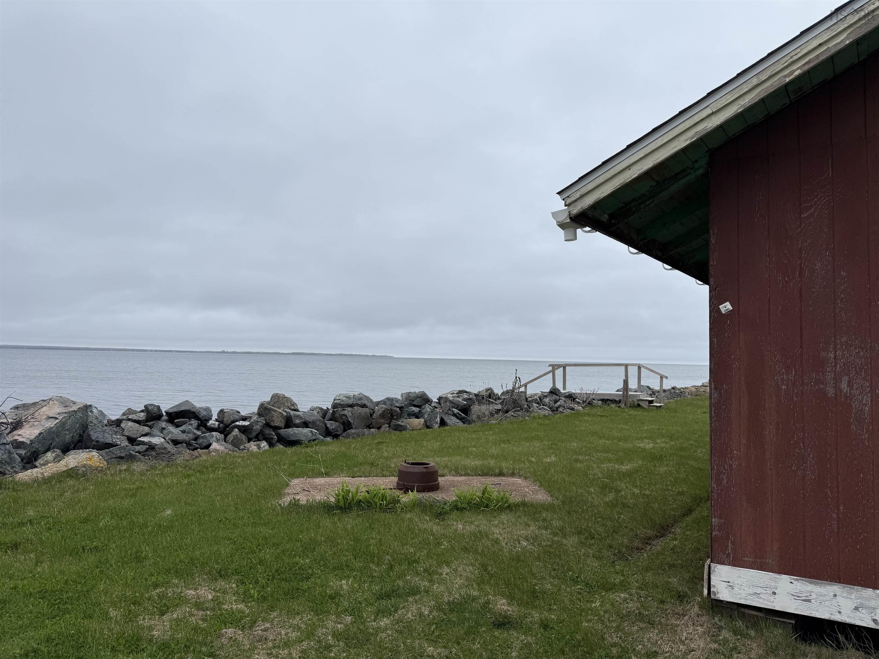 $249,900.00: 28 Quahog Lane, Brule Point