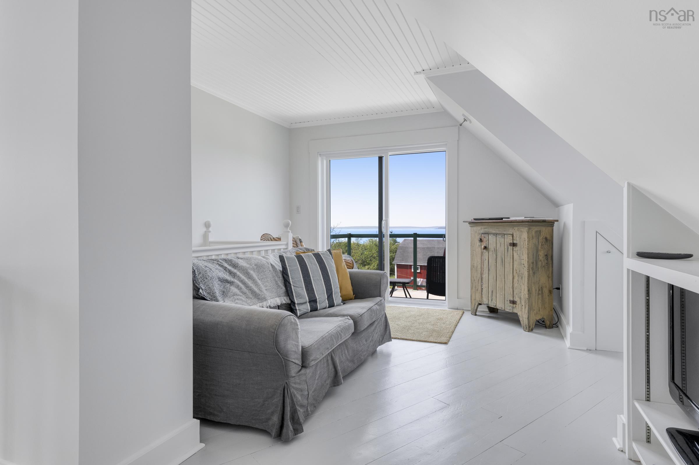 $525,000.00: 23 Ocean View Drive, Blue Rocks