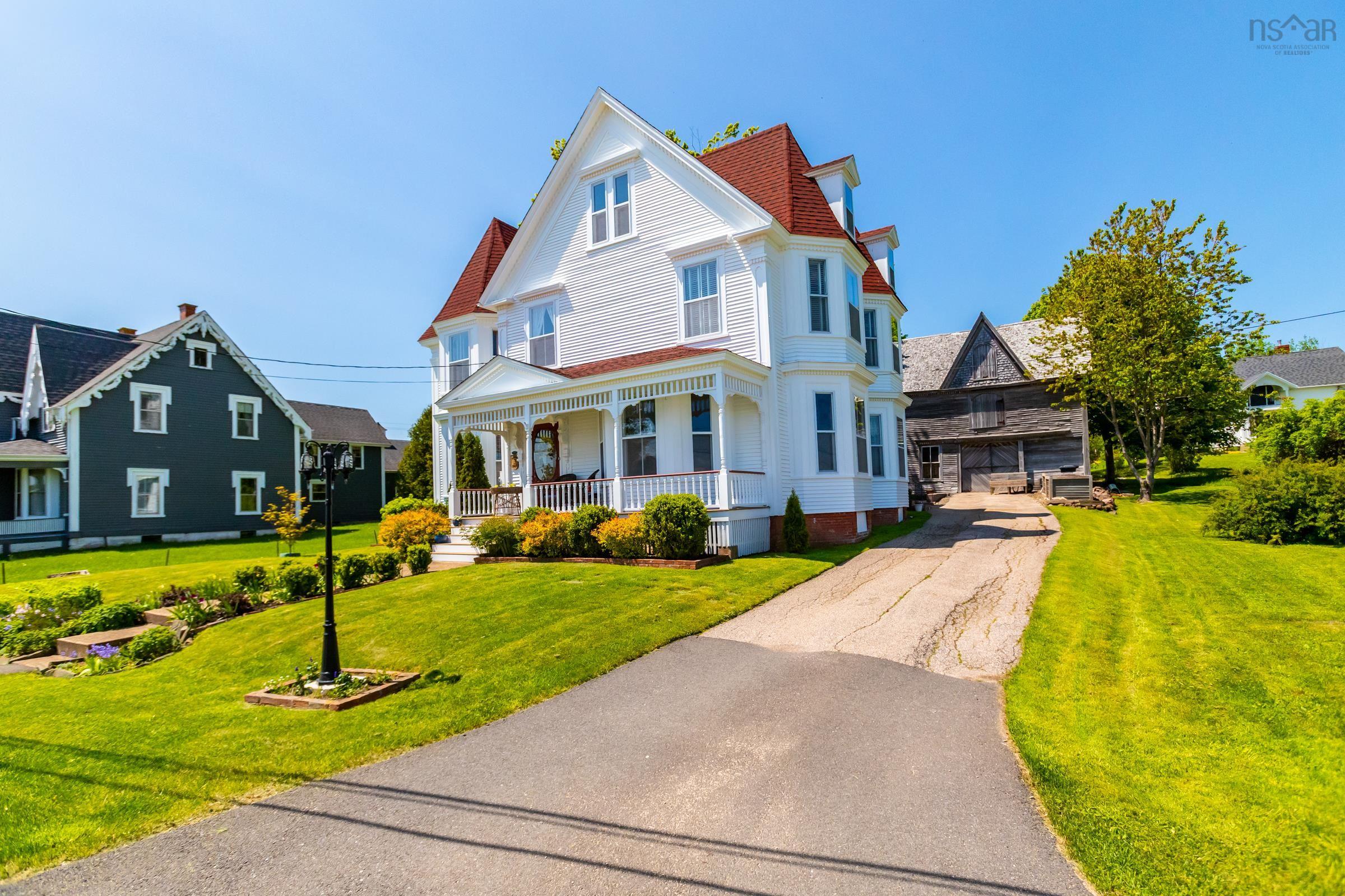 $689,000.00: 5287 Granville Road, Granville Ferry