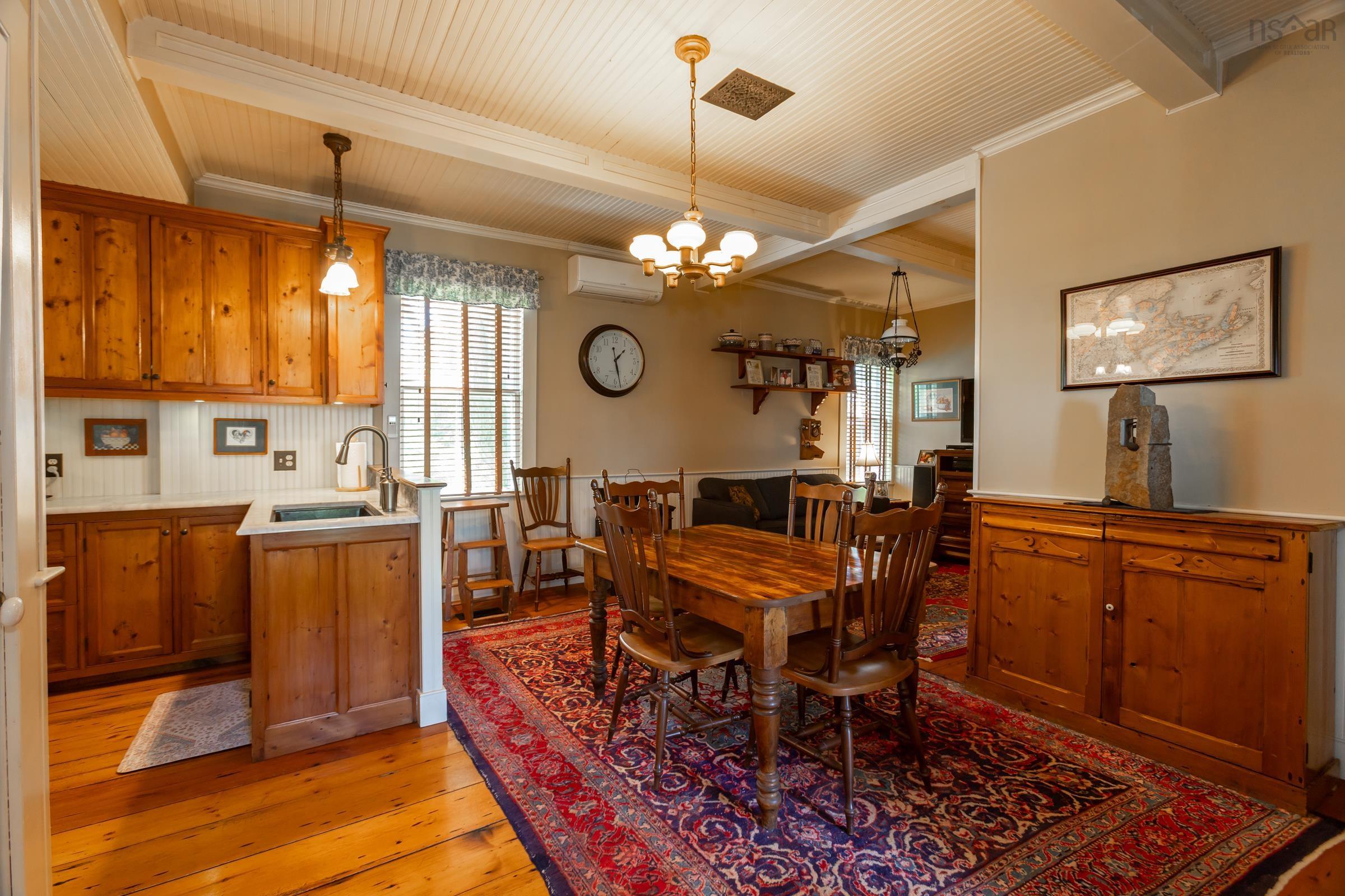 $789,000.00: 5287 Granville Road, Granville Ferry