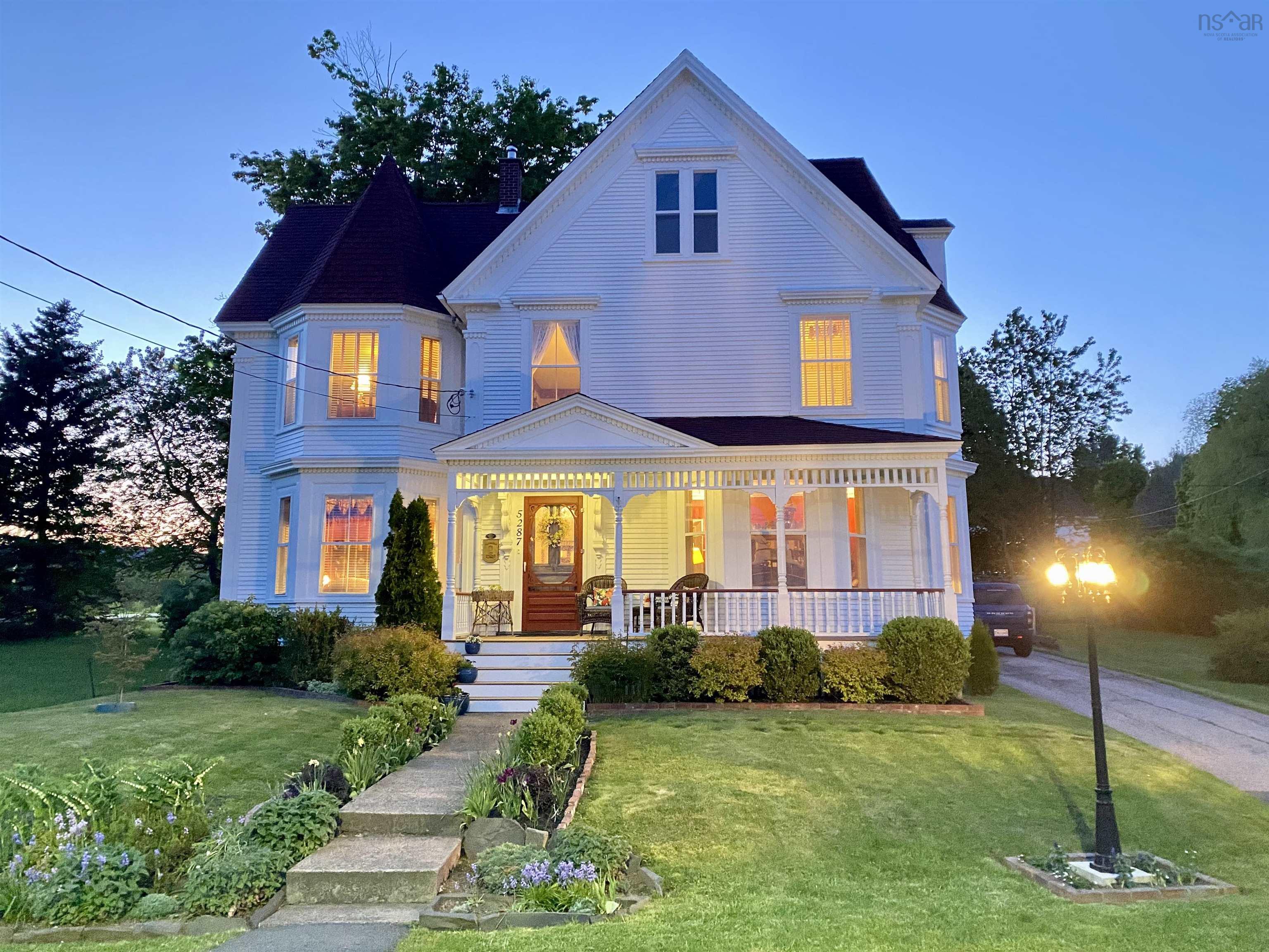 $689,000.00: 5287 Granville Road, Granville Ferry