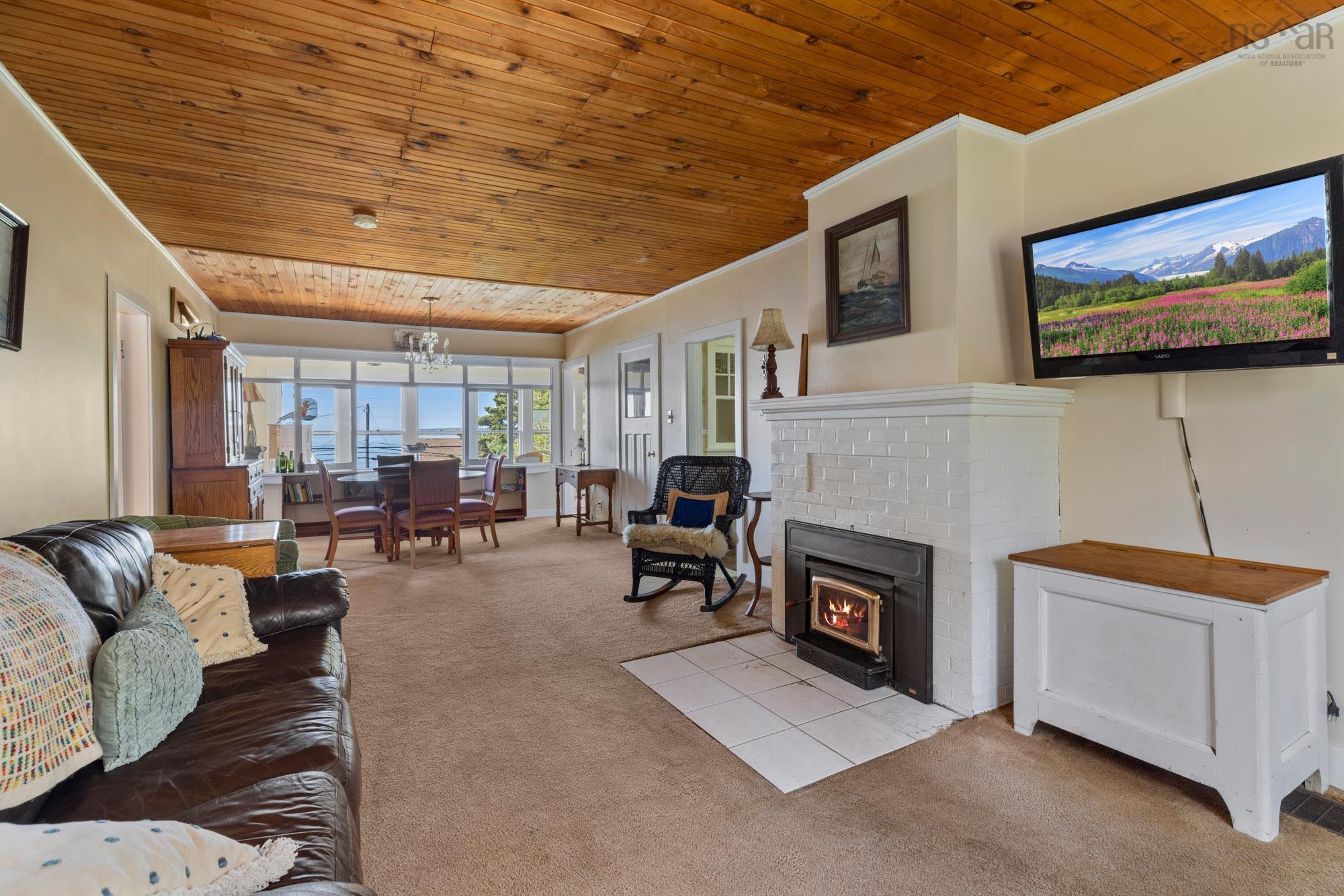 9199 St Margarets Bay Road, Queensland, NS (MLS 202513813)