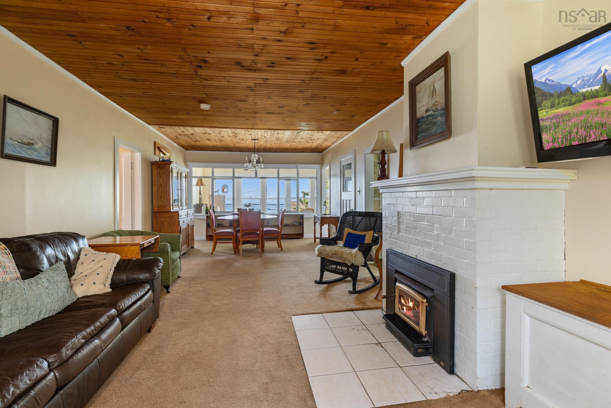 9199 St Margarets Bay Road, Queensland, NS (MLS 202513813)