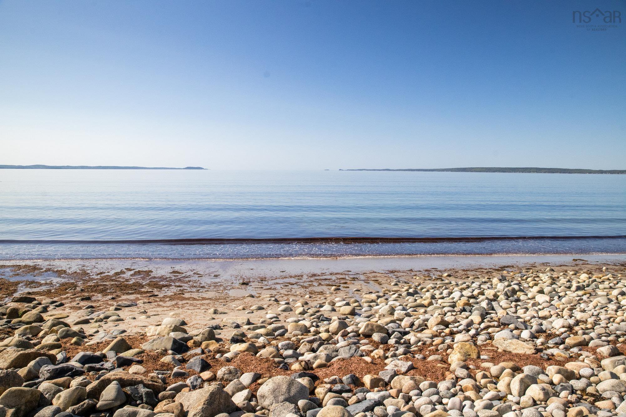 9199 St Margarets Bay Road, Queensland, NS (MLS 202513813)