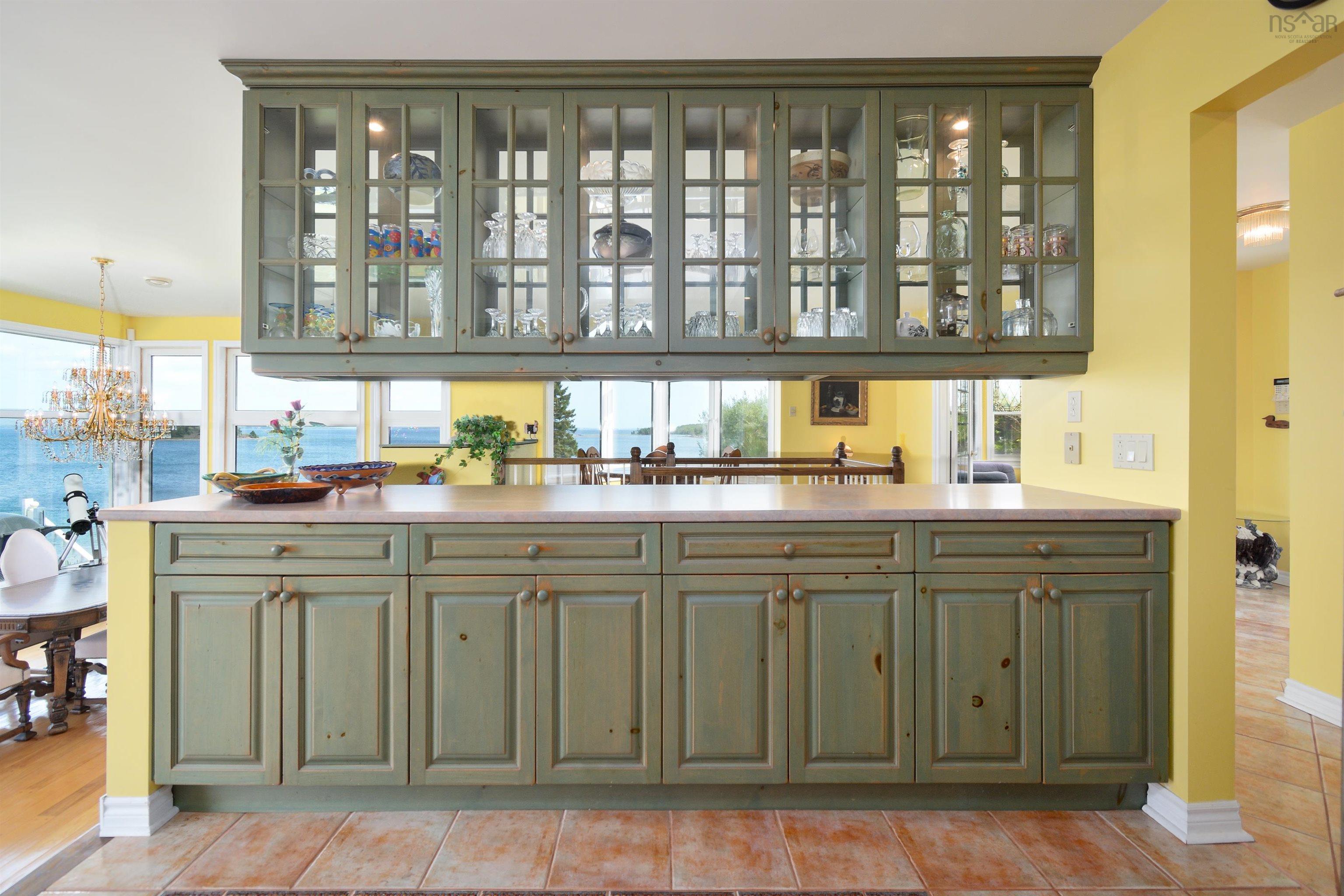 $4,175,000.00: 2641 West Bay Road, Dundee