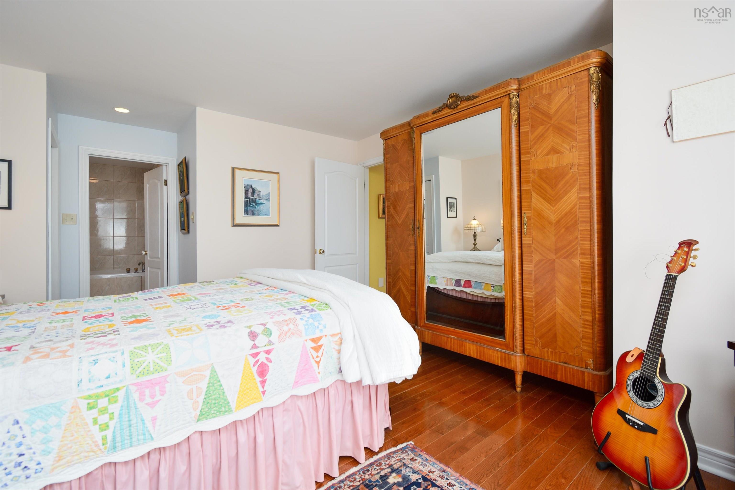 $4,175,000.00: 2641 West Bay Road, Dundee