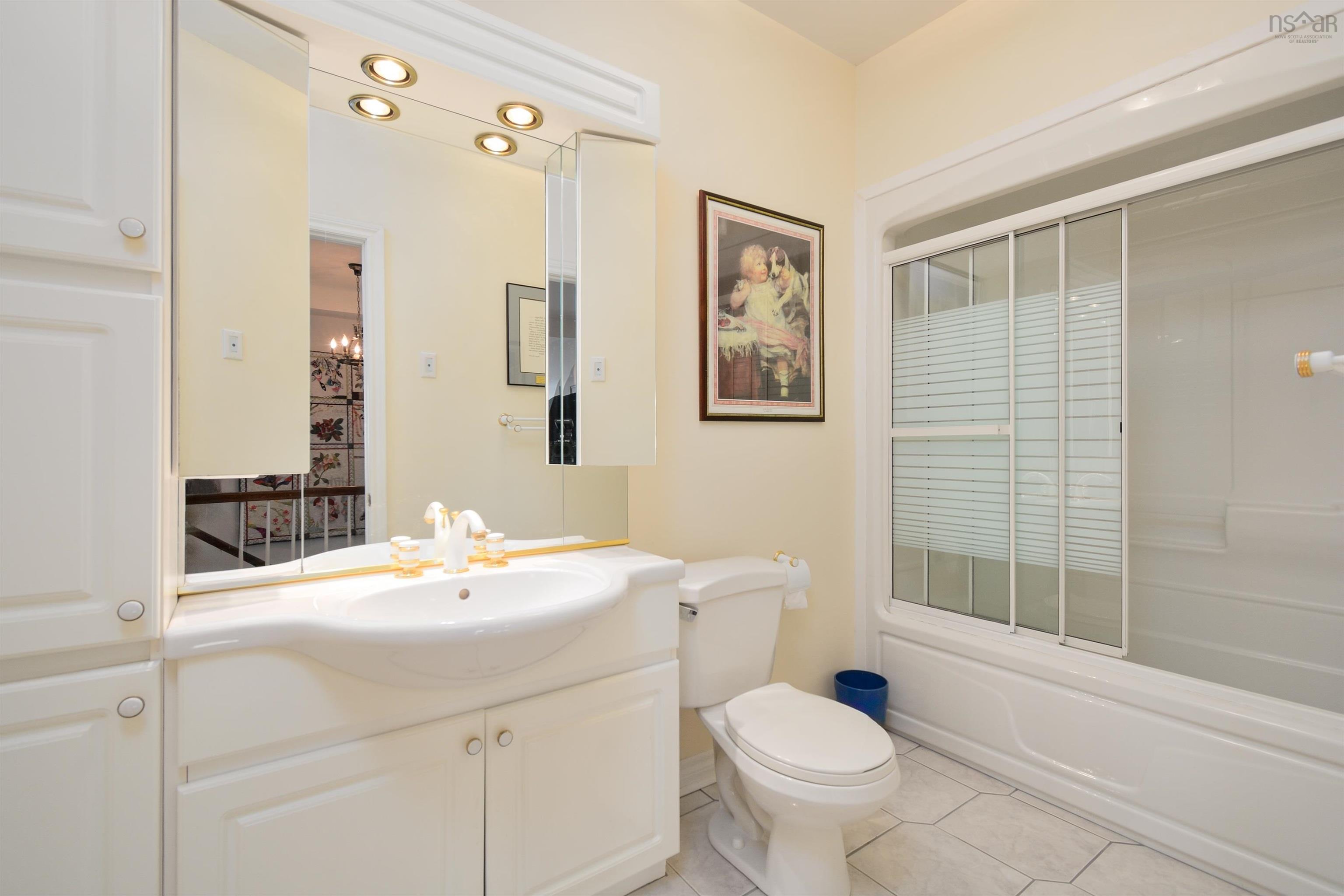 $4,175,000.00: 2641 West Bay Road, Dundee