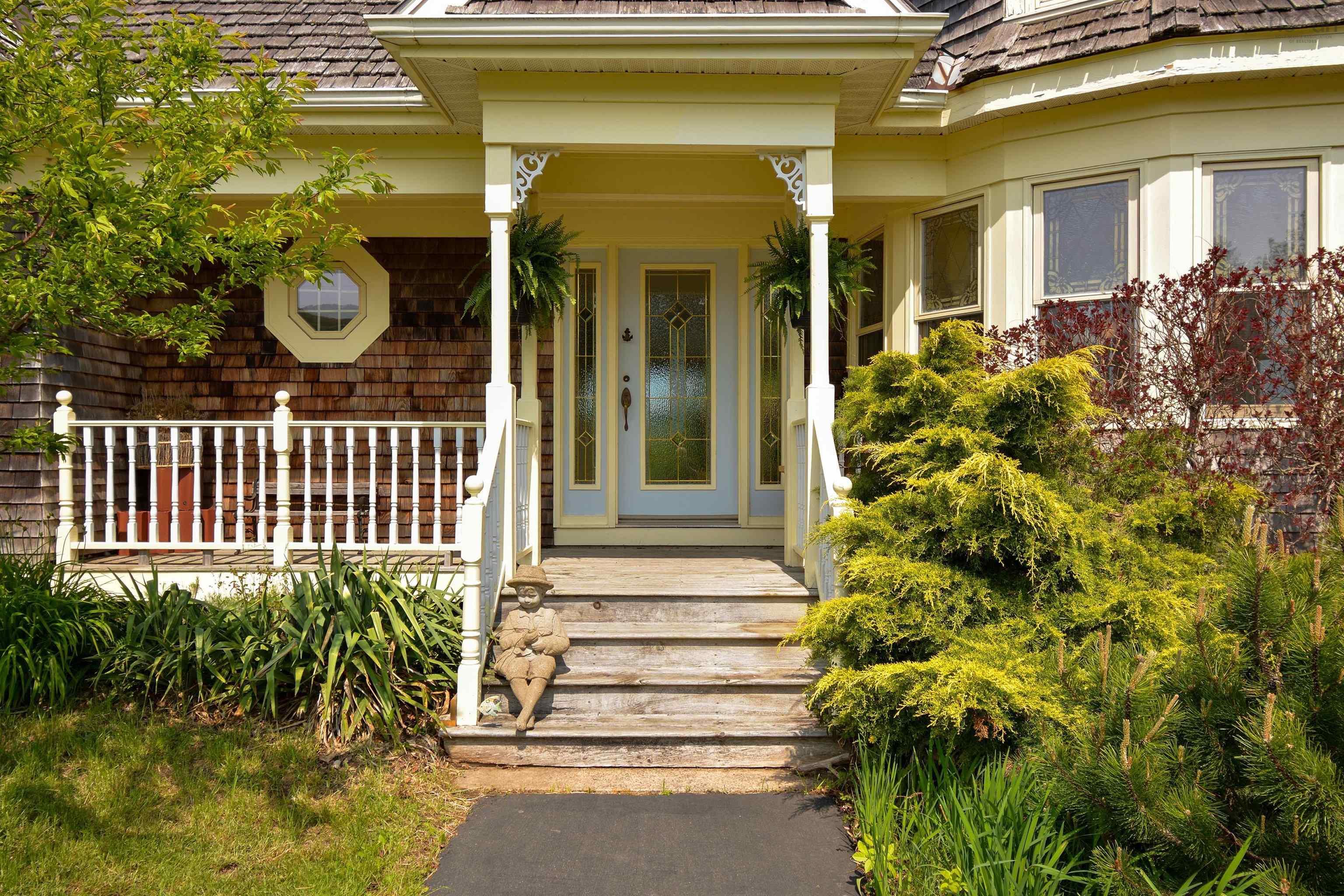 $4,175,000.00: 2641 West Bay Road, Dundee